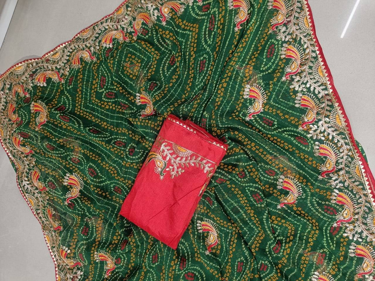 supalee Tex Georgette Printed Regular Saree With Unstitched Blouse Piece ( Green ) supalee Tex Georgette Printed Regular Saree With Unstitched Blouse Piece ( Green )