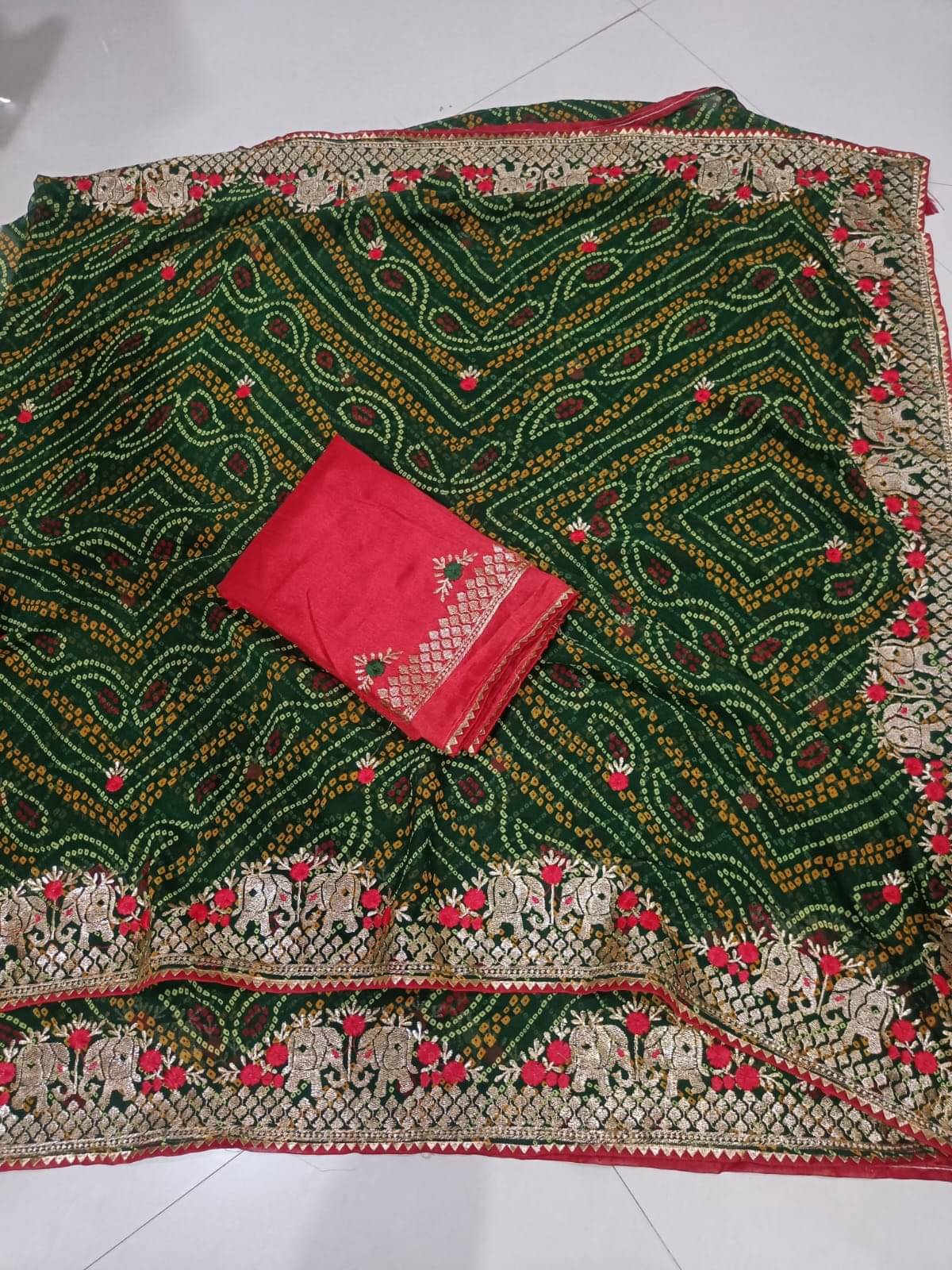 supalee Tex Georgette Printed Regular Saree With Unstitched Blouse Piece ( Green ) supalee Tex Georgette Printed Regular Saree With Unstitched Blouse Piece ( Green )