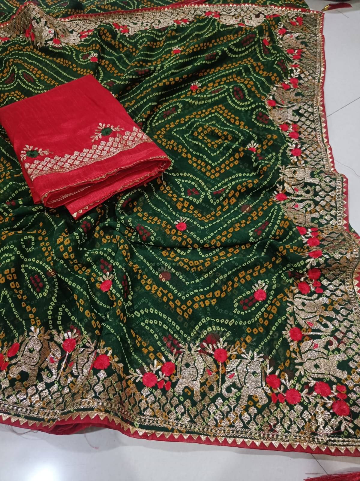 supalee Tex Georgette Printed Regular Saree With Unstitched Blouse Piece ( Green ) supalee Tex Georgette Printed Regular Saree With Unstitched Blouse Piece ( Green )