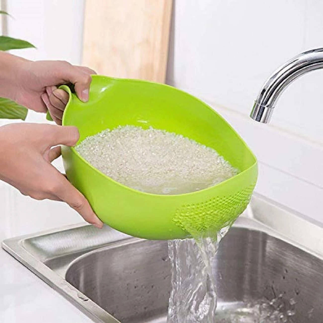     			xwipe Multicolor Plastic Strainer ( Pack of 1 )