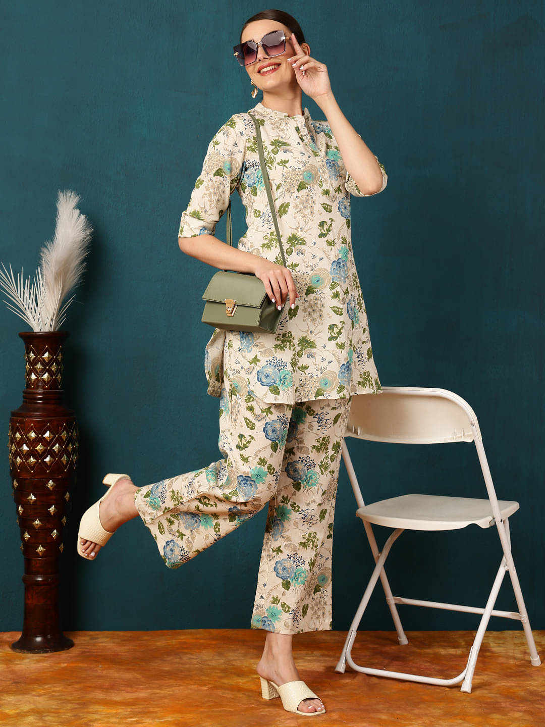     			Gulmohar Jaipur Women Cotton Blend Printed Straight Kurti With Palazzo ( Light Blue )