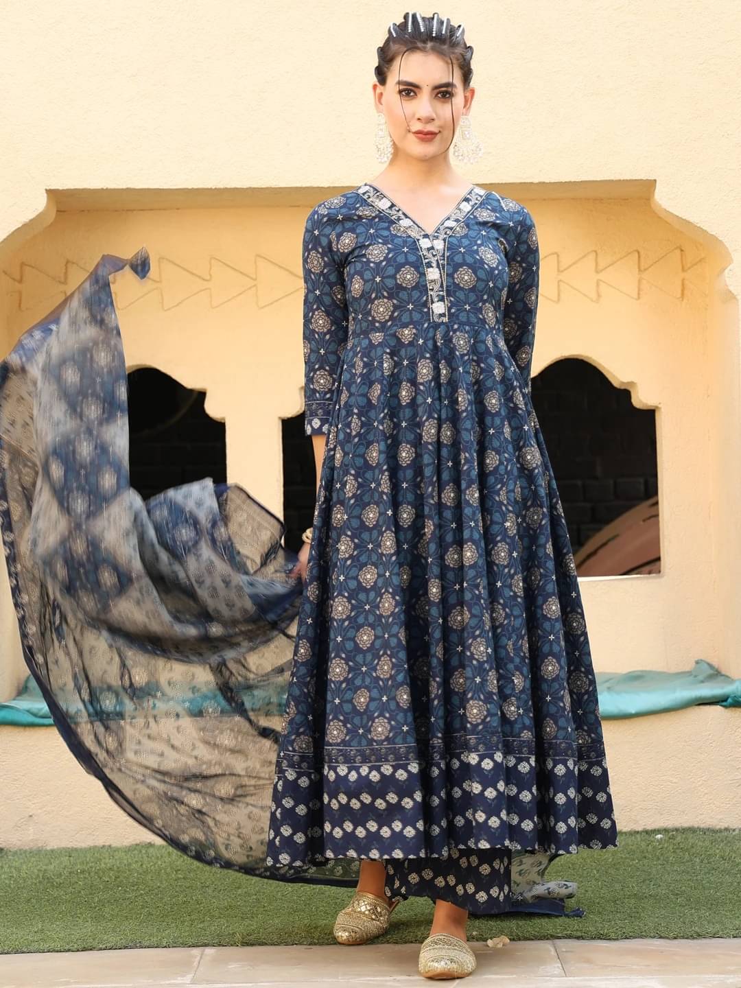 Gulmohar Jaipur Women Cotton Printed Flared Kurti With Palazzo ( Navy Blue ) Gulmohar Jaipur Women Cotton Printed Flared Kurti With Palazzo ( Navy Blue )