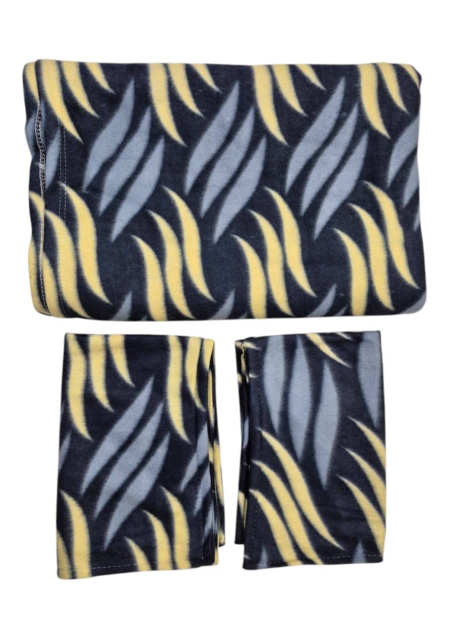 HomeSpire Woollen 1 Double Bedsheet with 2 Pillow Covers ( Blue ) HomeSpire Woollen 1 Double Bedsheet with 2 Pillow Covers ( Blue )