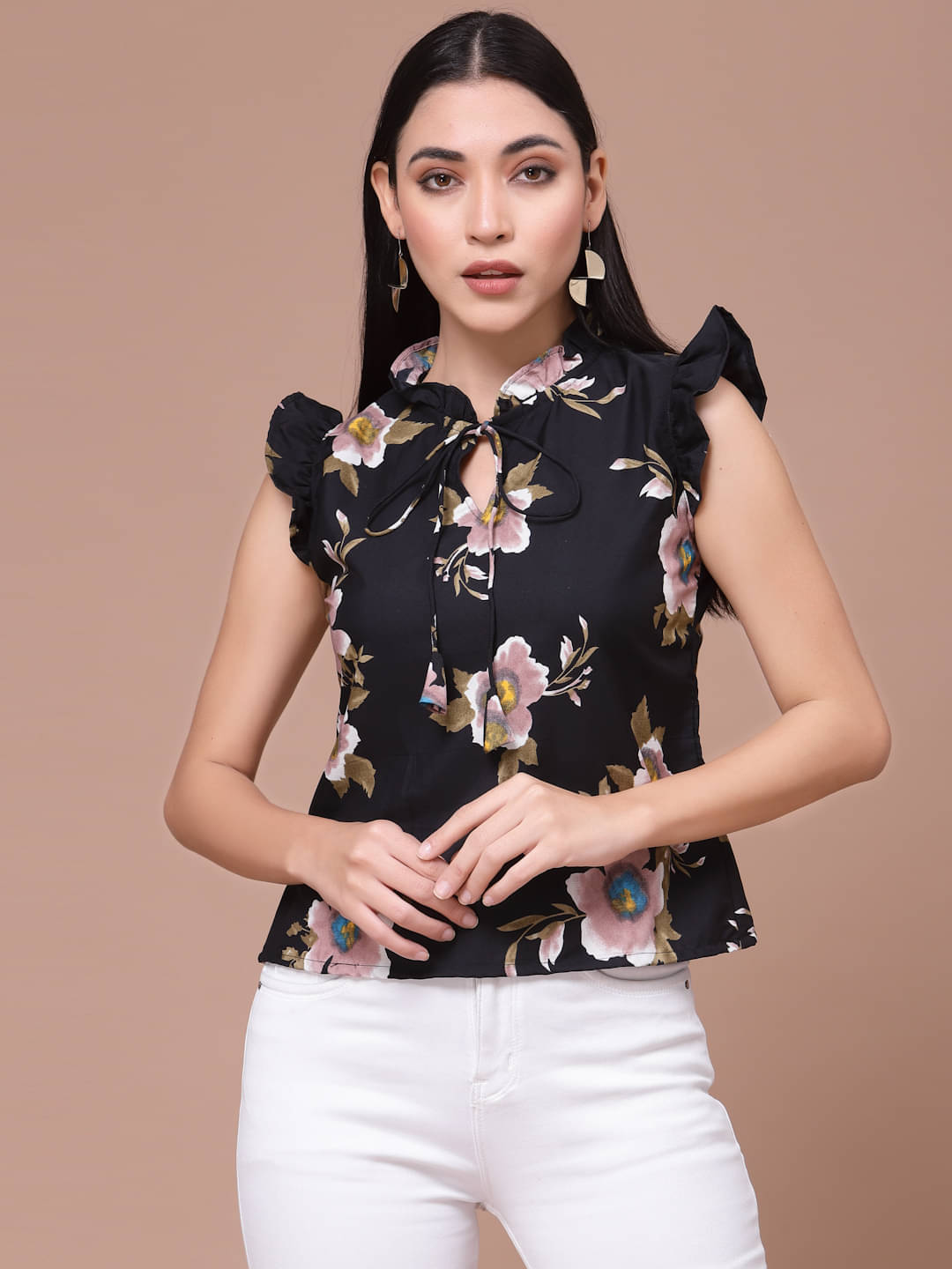 Oomph! Women's Crepe Regular Top ( Black )     			Oomph! Women's Crepe Regular Top ( Black )