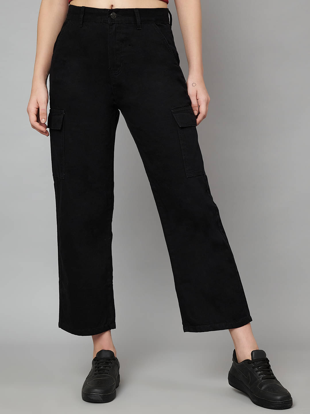     			Syborg Women's Straight Fit Mid-Rise Jeans ( Black )