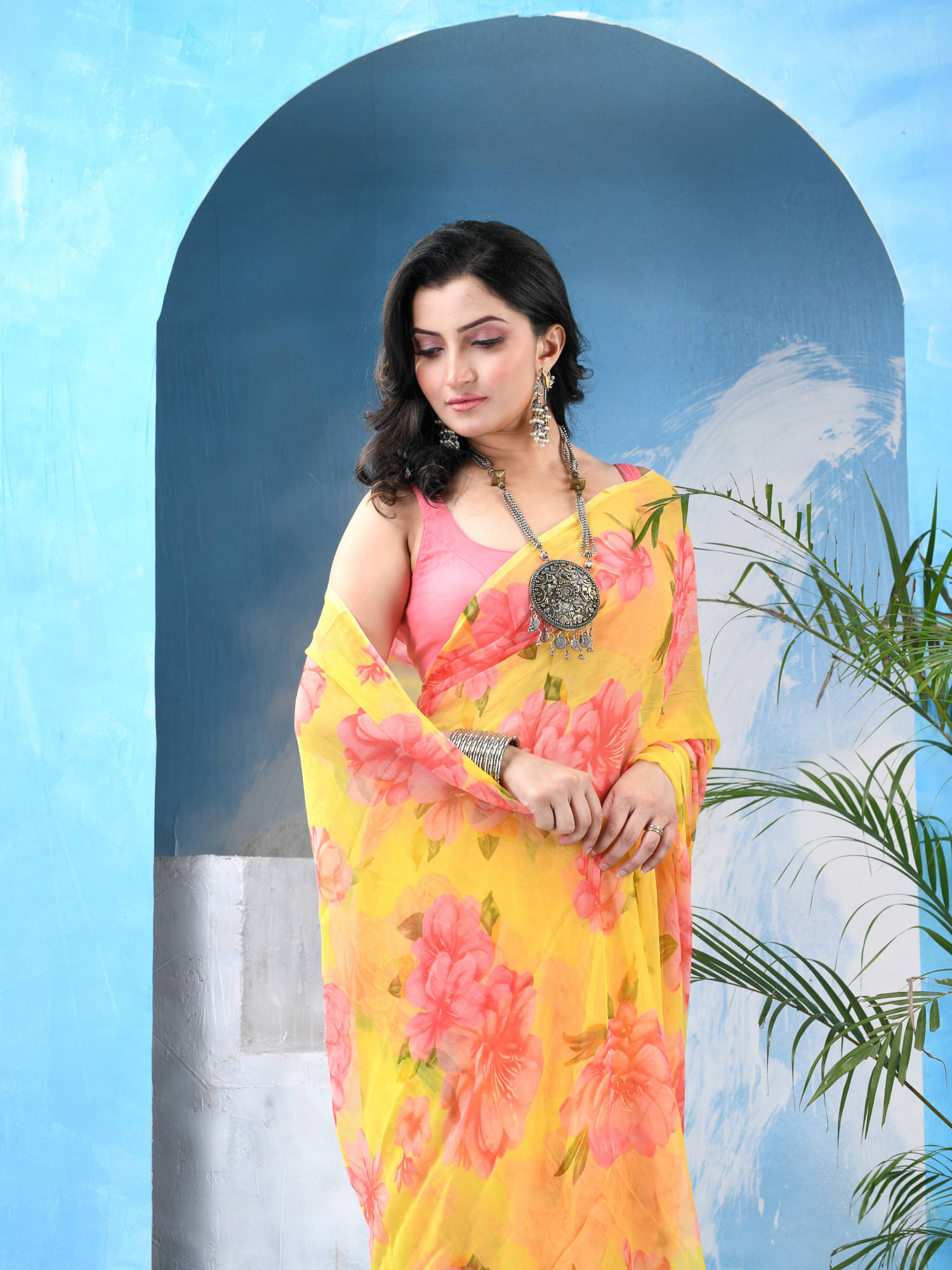     			Desh Bidesh Chiffon Self Design Regular Saree Without Blouse Piece ( Yellow )