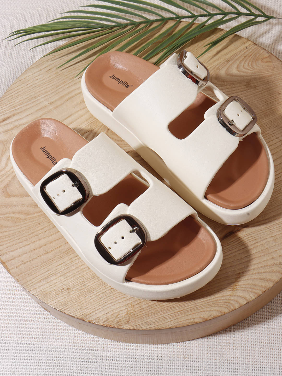     			JUMPLITE Cream Women's Flip Flop
