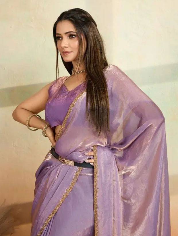 Madhav Art Chiffon Solid Regular Saree With Unstitched Blouse Piece ( Lavender ) Madhav Art Chiffon Solid Regular Saree With Unstitched Blouse Piece ( Lavender )