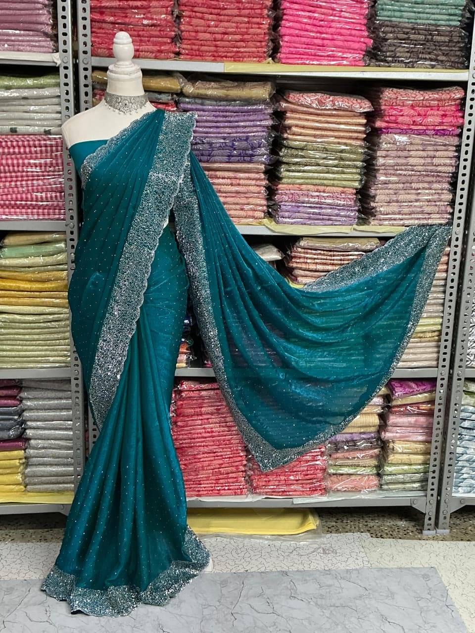     			Madhav Art Silk Embellished Regular Saree With Unstitched Blouse Piece ( Teal )