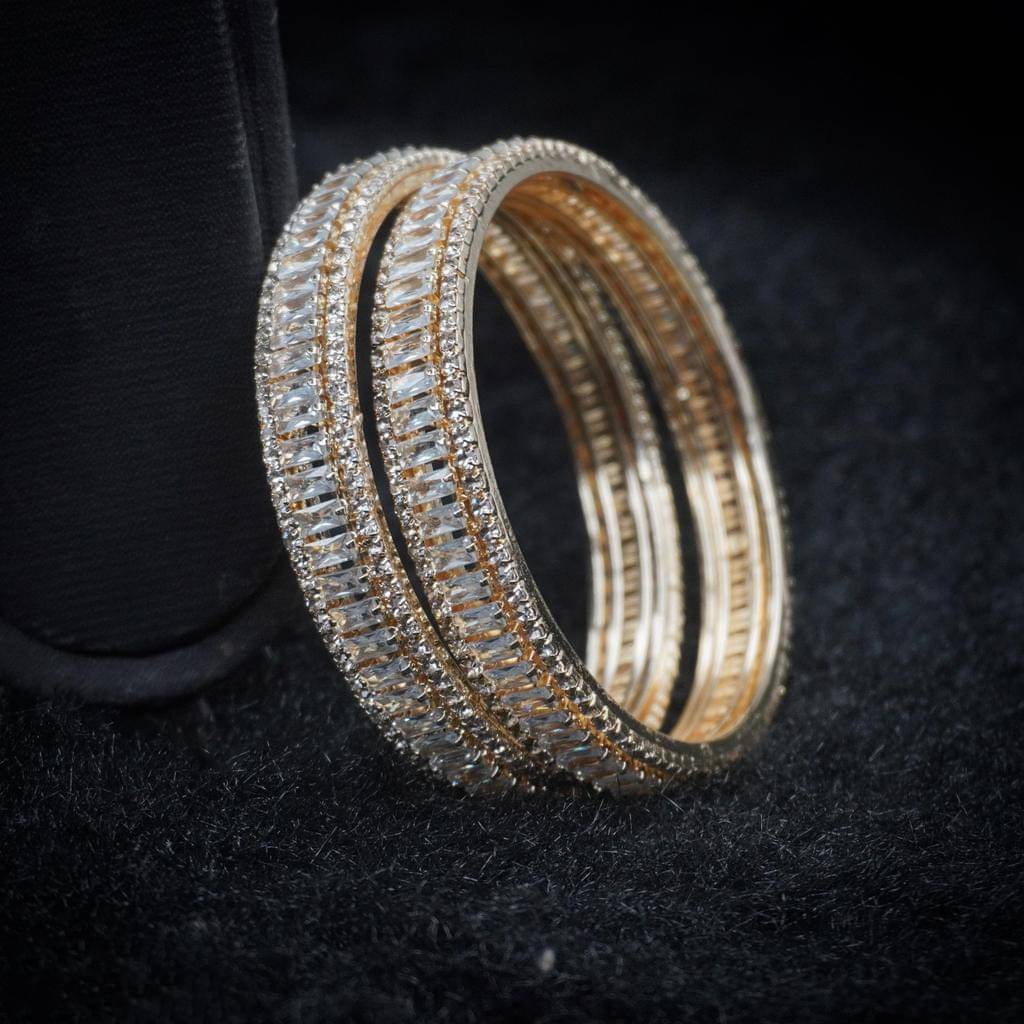 OCHORI Rose Gold Bangle Set ( Pack of 1 ) OCHORI Rose Gold Bangle Set ( Pack of 1 )