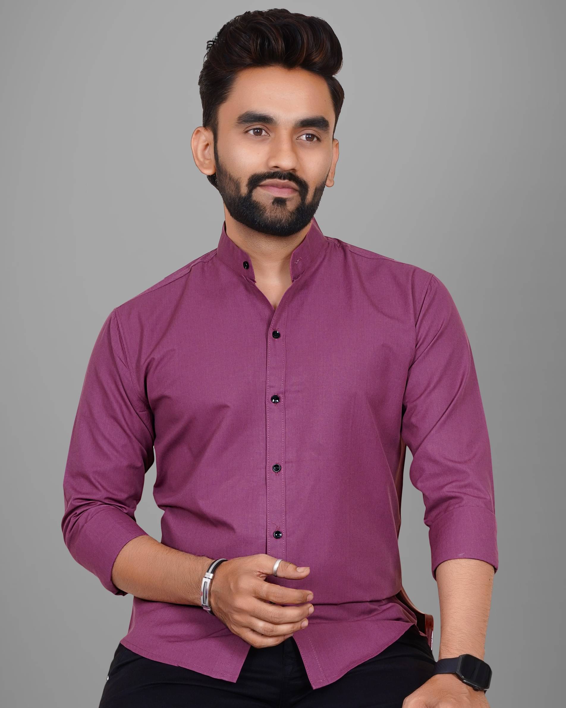 Scaglia Cotton Blend Regular Fit Solids Full Sleeves Men's Casual Shirt - Maroon ( Pack of 1 ) Scaglia Cotton Blend Regular Fit Solids Full Sleeves Men's Casual Shirt - Maroon ( Pack of 1 )