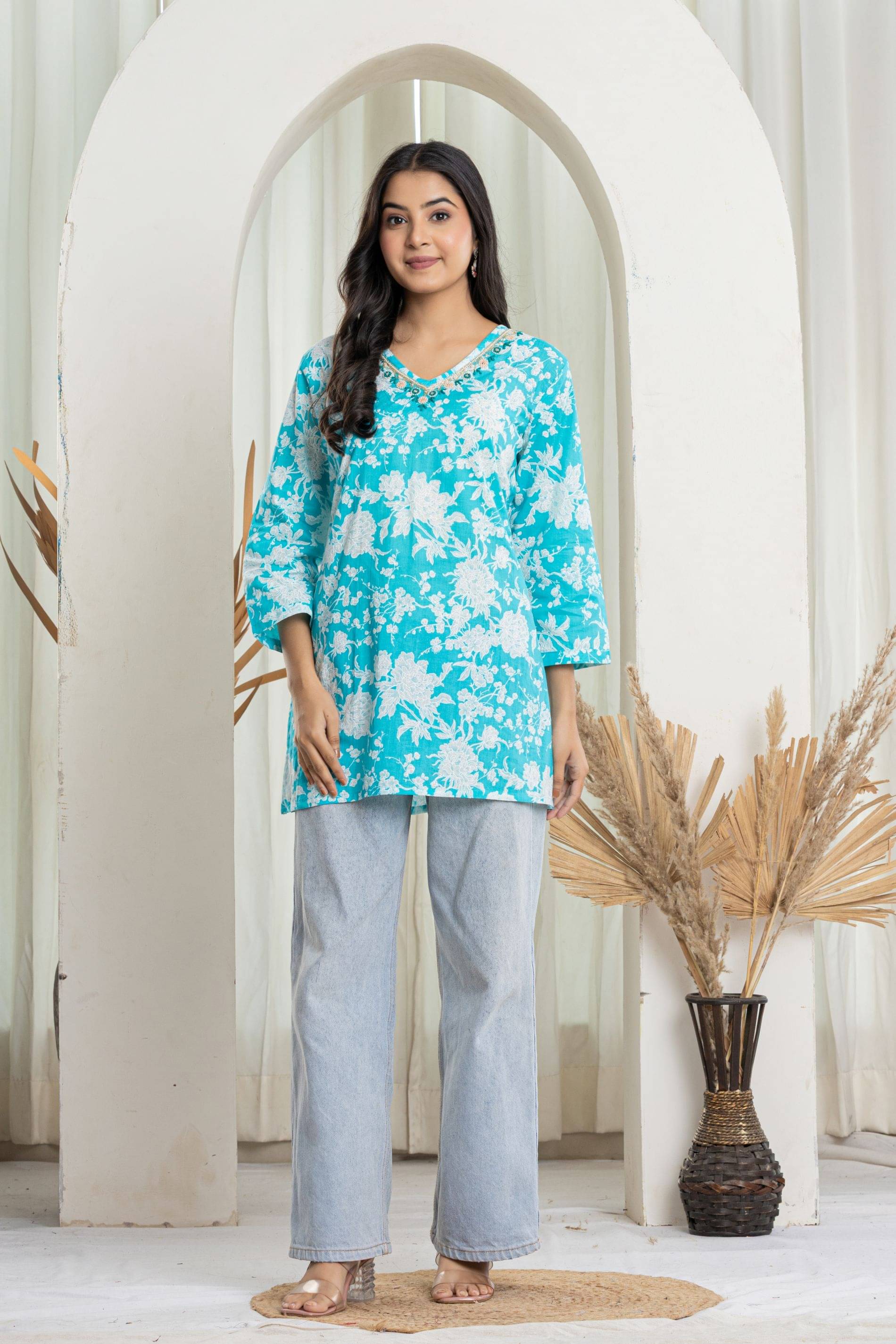     			Style of ayana Women Cotton Printed Straight Kurti ( Light Blue )