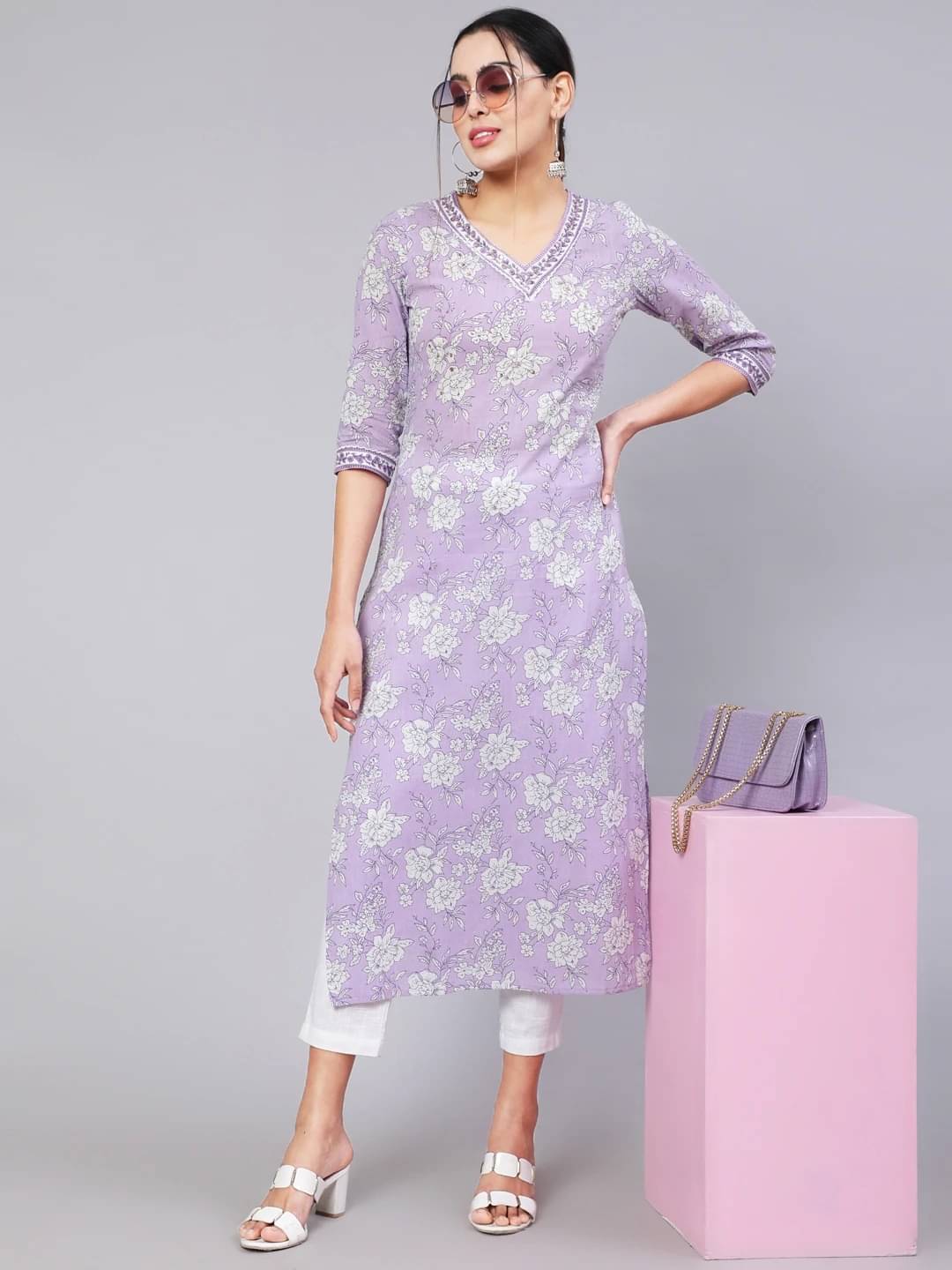 Gulmohar Jaipur Women Cotton Printed Straight Kurti ( Purple ) Gulmohar Jaipur Women Cotton Printed Straight Kurti ( Purple )
