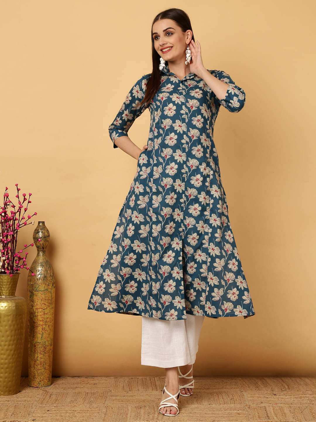 Gulmohar Jaipur Women Viscose Rayon Printed A-line Kurti ( Blue ) Gulmohar Jaipur Women Viscose Rayon Printed A-line Kurti ( Blue )