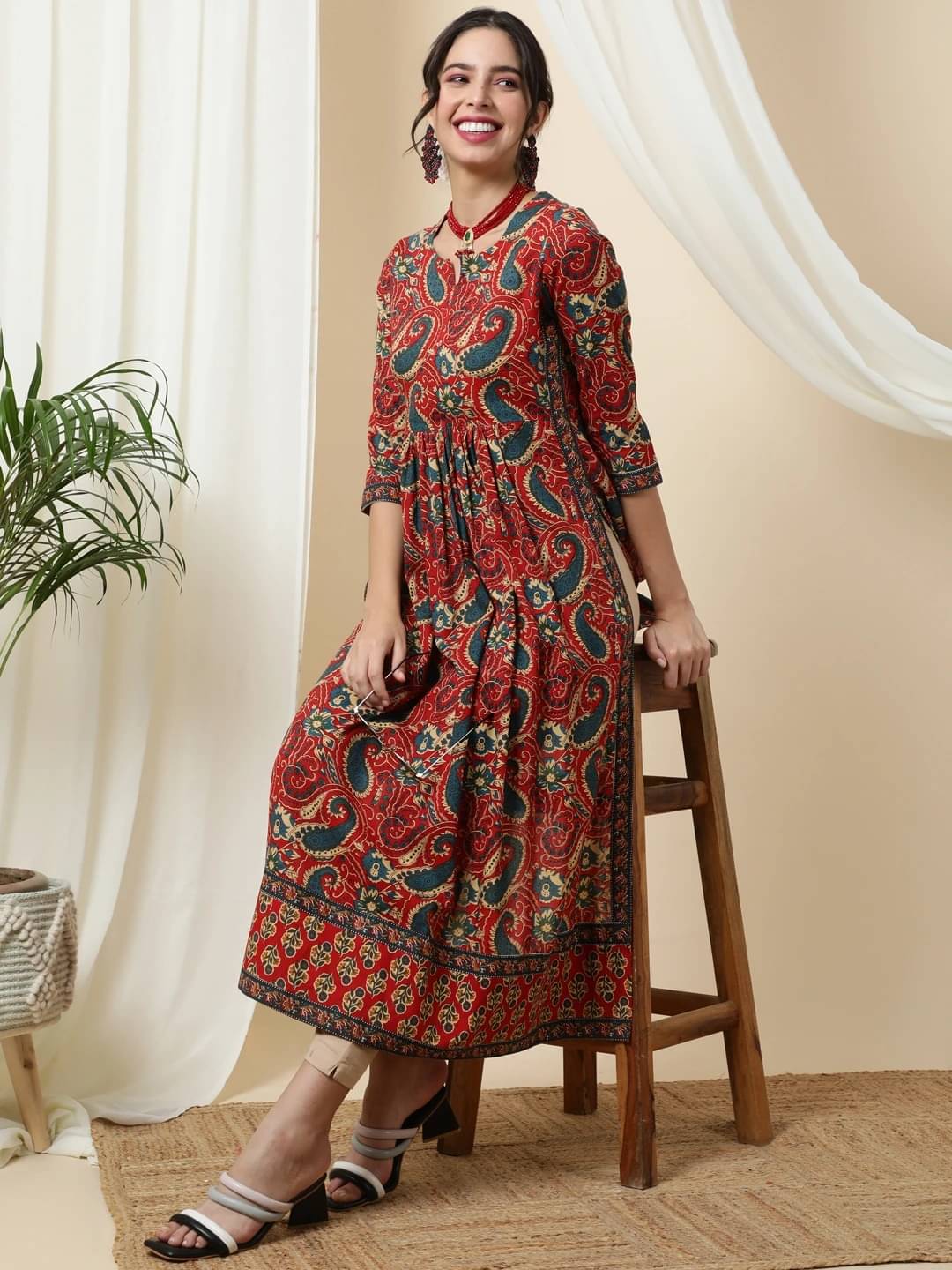     			Gulmohar Jaipur Women Viscose Rayon Printed Flared Kurti ( Multicolor )