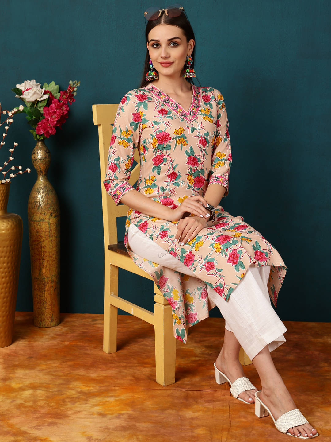     			Gulmohar Jaipur Women Viscose Rayon Printed Straight Kurti ( Pink )