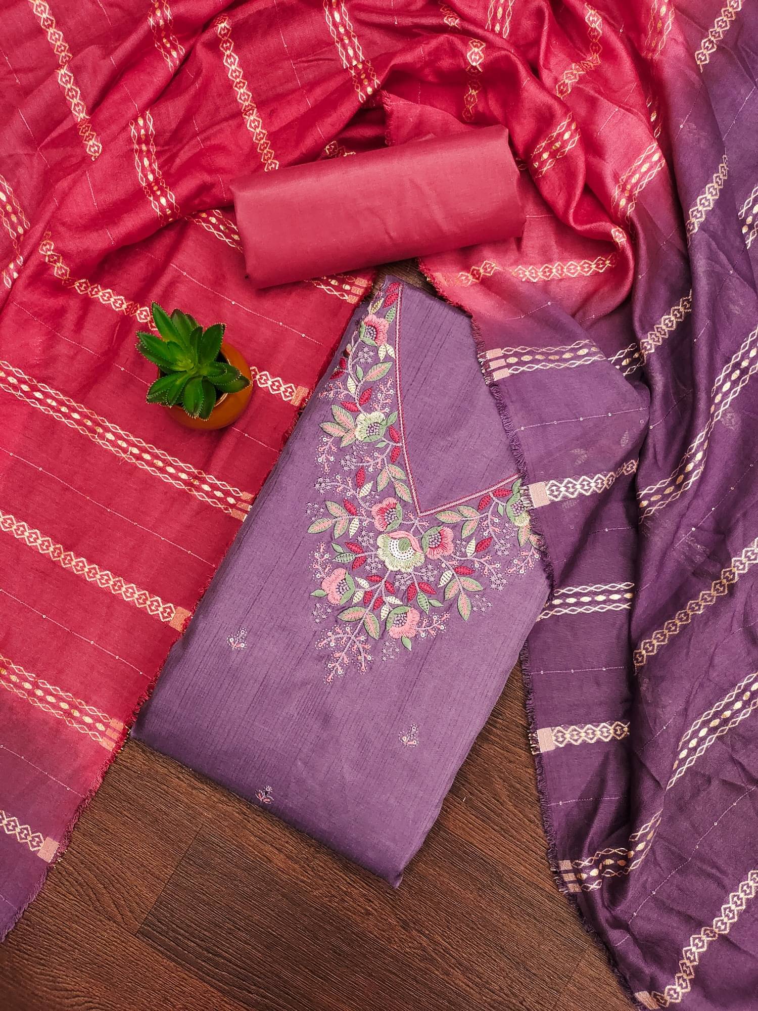     			Panbai sarees Women Cotton Blend Unstitched Dress Material ( Lavender )