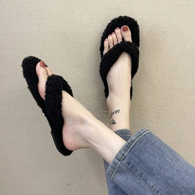     			Shoemusq Black Women's Thong Flip Flop