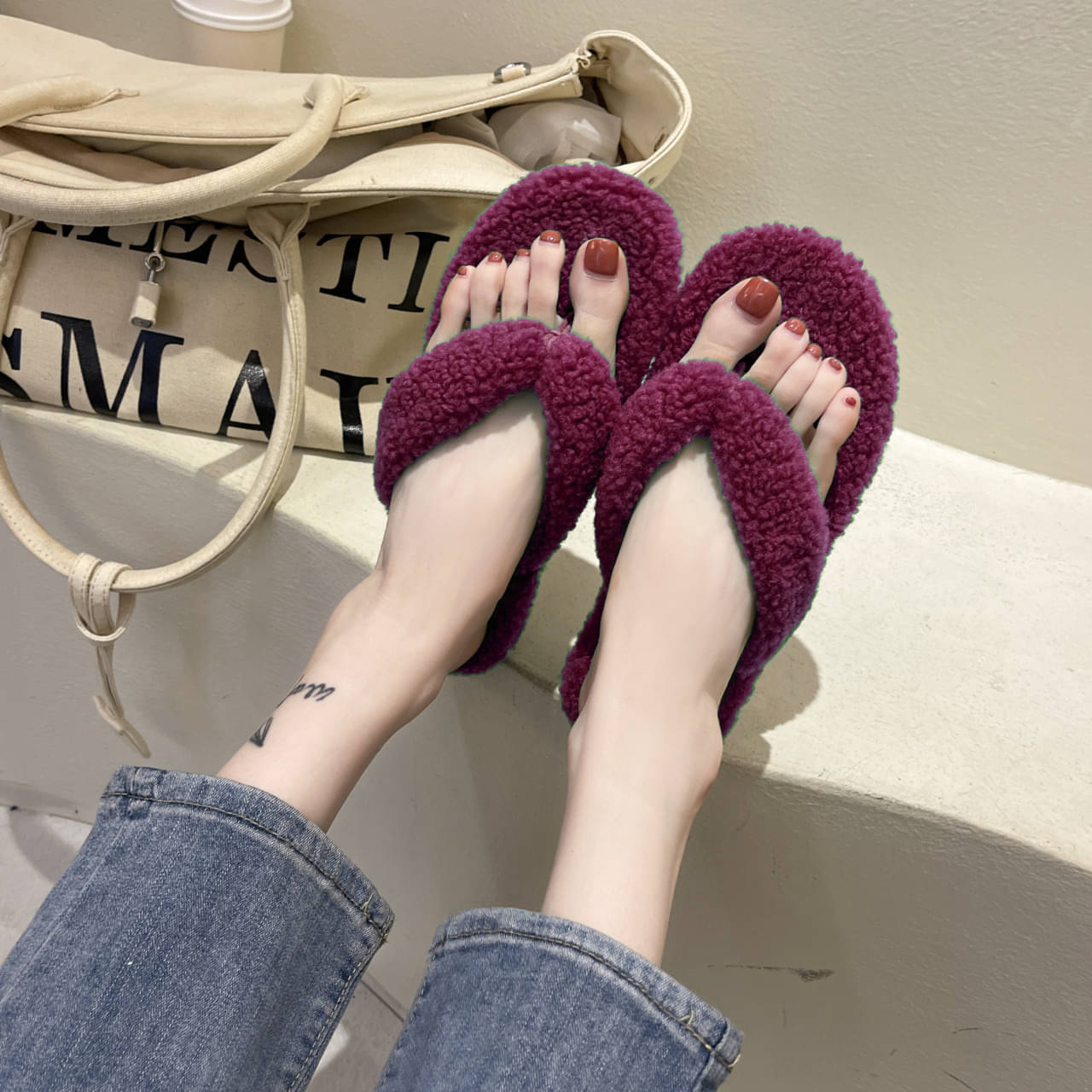     			Shoemusq Maroon Women's Thong Flip Flop
