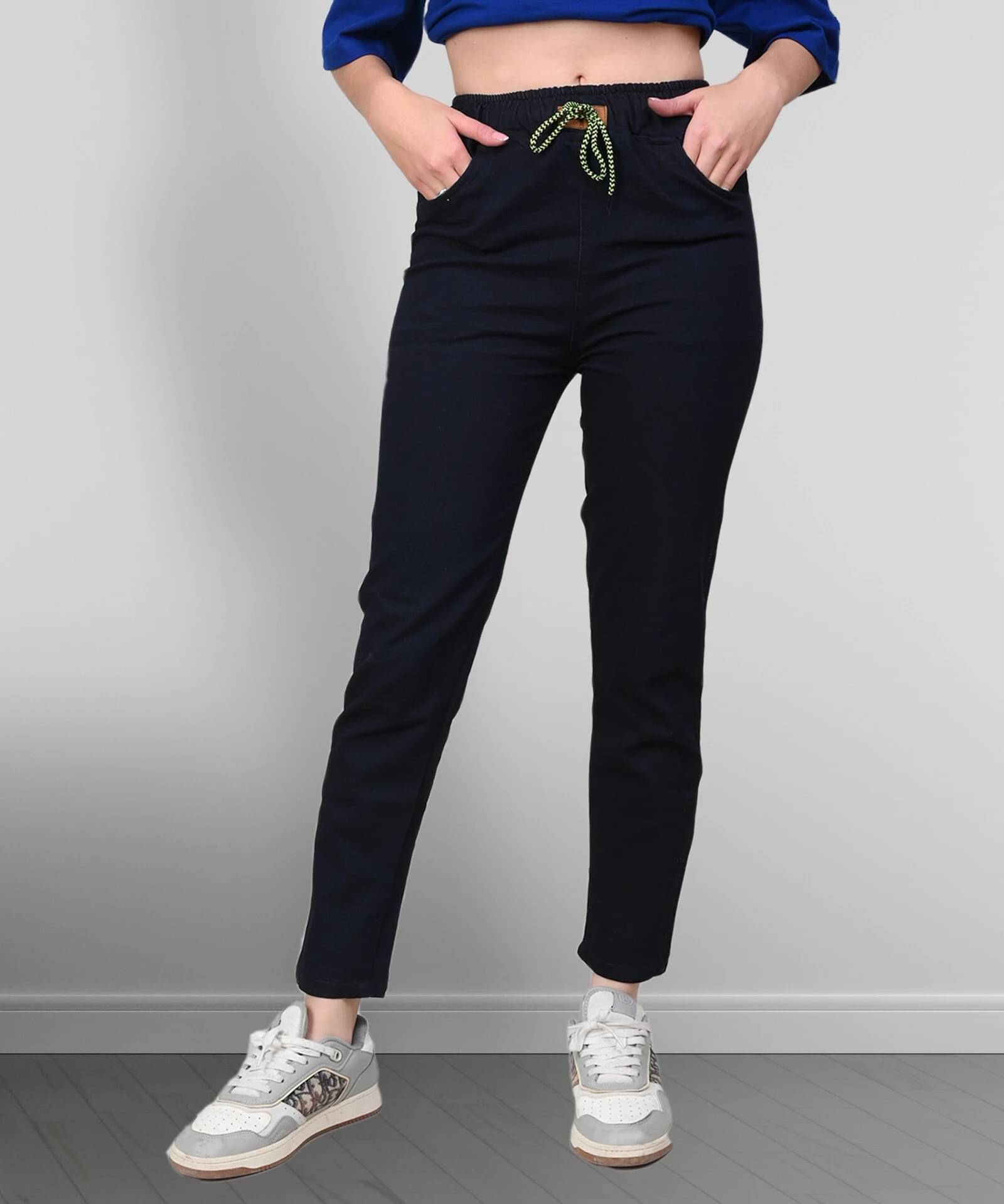     			Coutume Collections Women's Bootcut Mid-Rise Jeans ( Black )