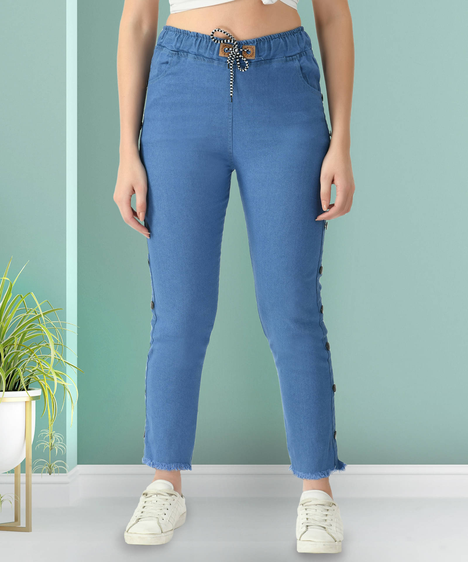     			Coutume Collections Women's Regular Fit Mid-Rise Jeans ( Blue )