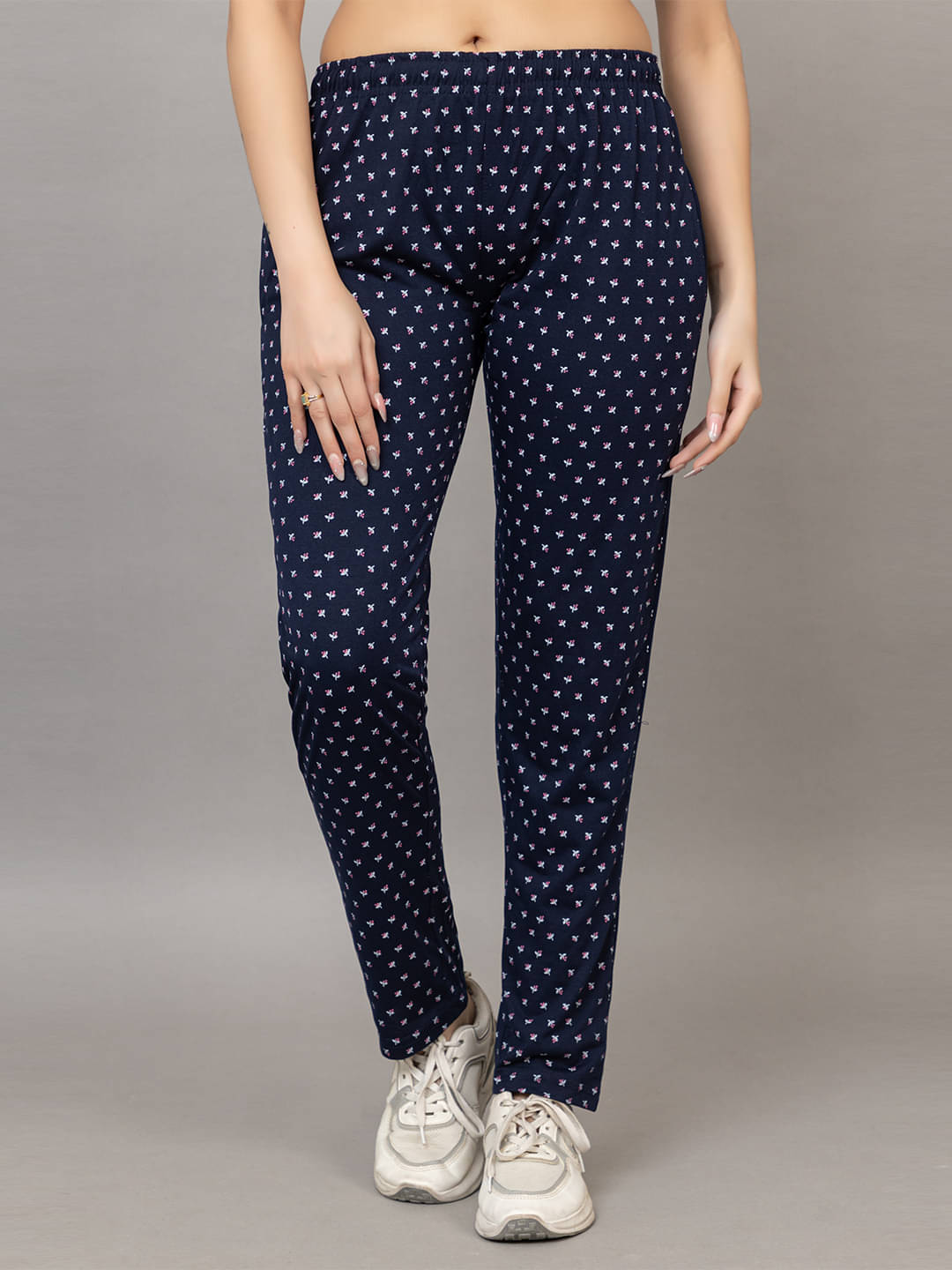     			PROBASIC Cotton Blend Solid Women Pyjama ( Navy )