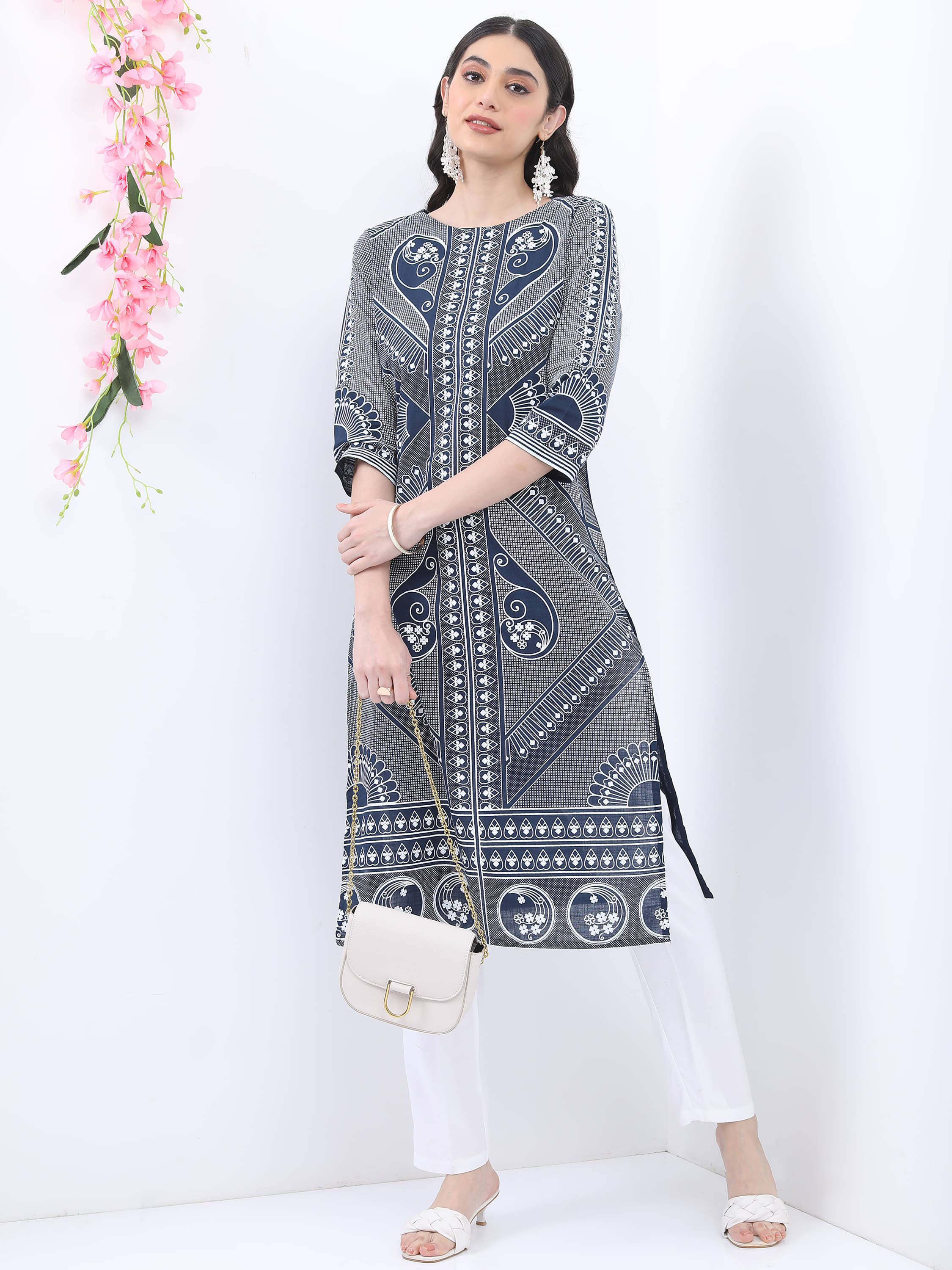 Vishudh Women 100% Cotton Printed Straight Kurti ( Navy ) Vishudh Women 100% Cotton Printed Straight Kurti ( Navy )