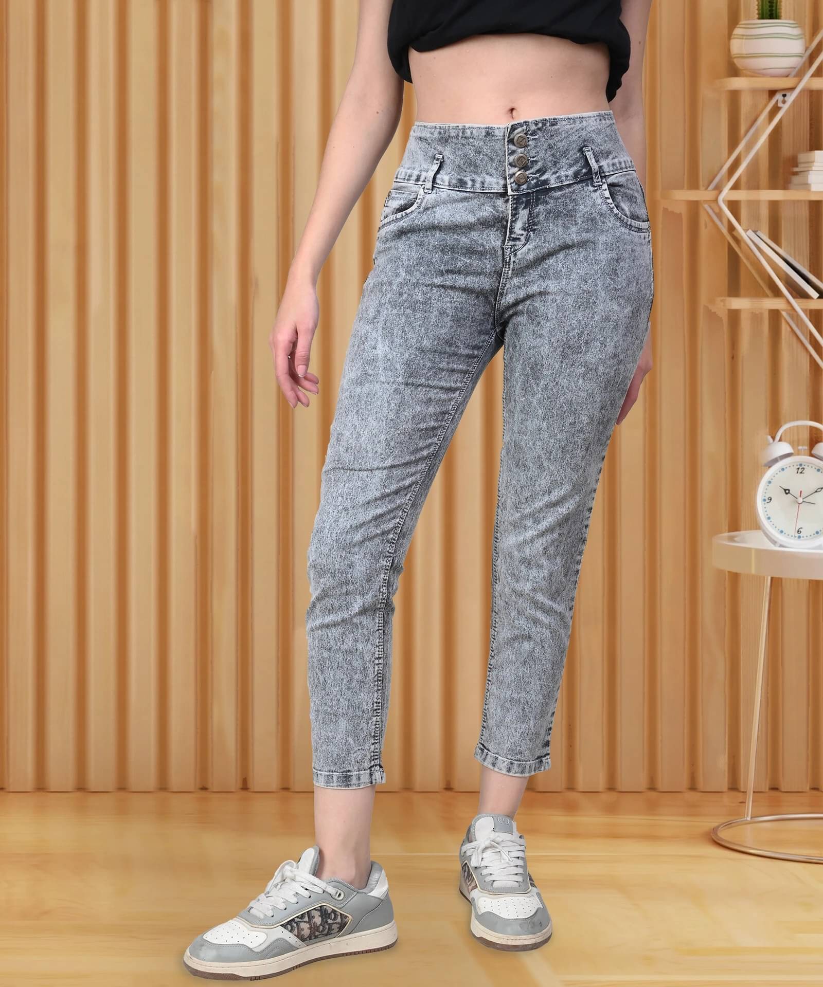     			Coutume Collections Women's Boyfriend Fit Mid-Rise Jeans ( Grey )