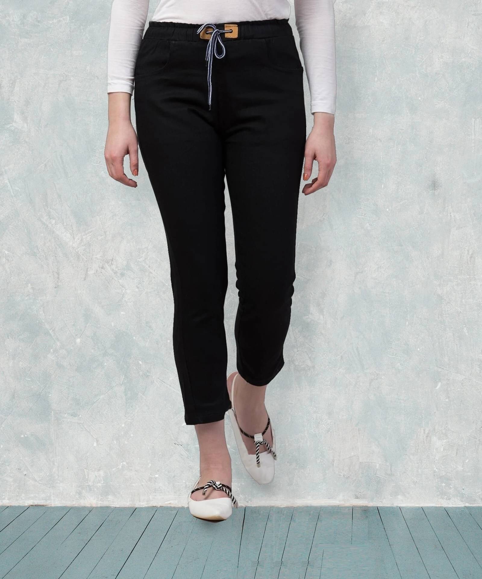     			Coutume Collections Women's Regular Fit Mid-Rise Jeans ( Black )