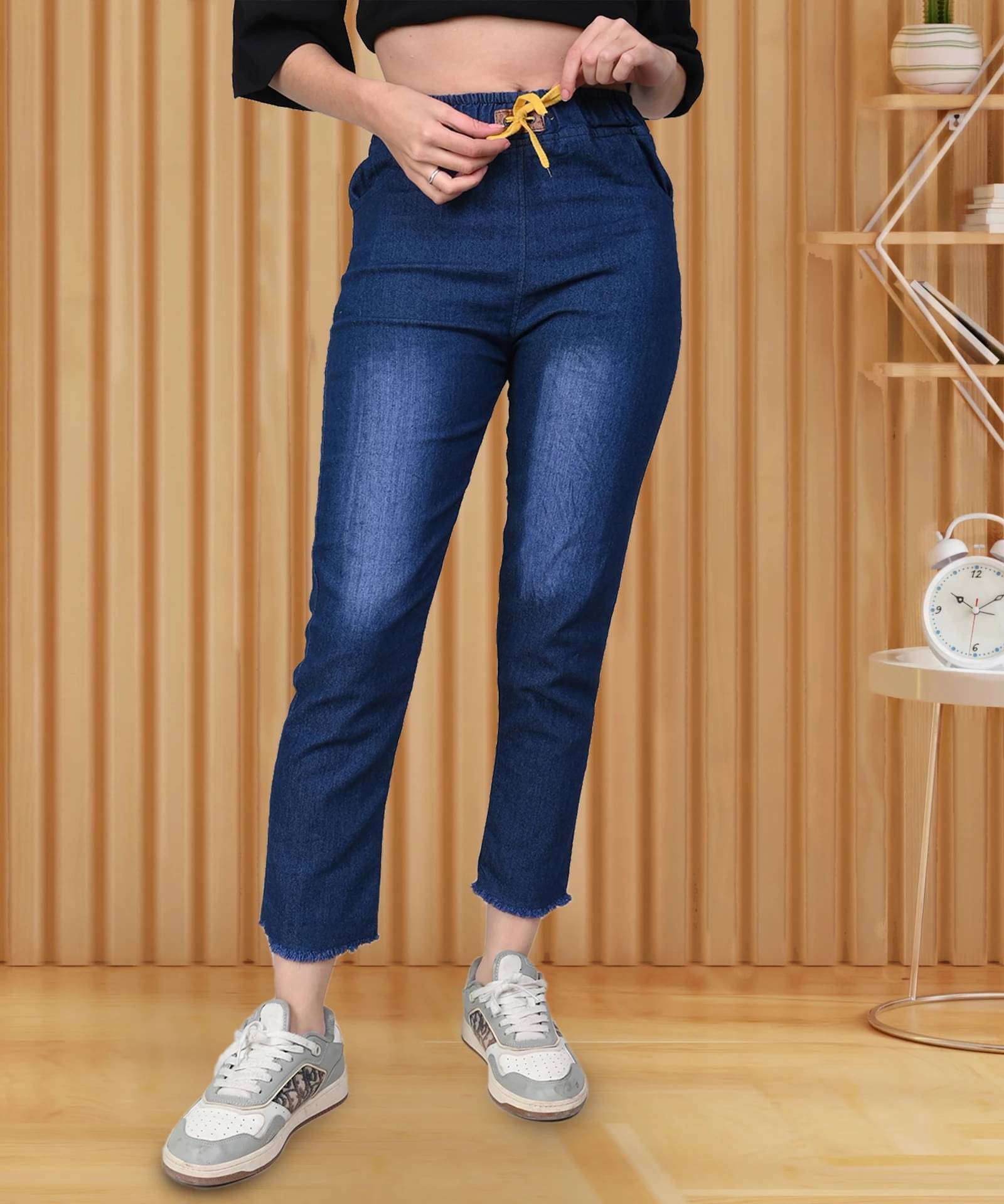     			Coutume Collections Women's Regular Fit Mid-Rise Jeans ( Blue )