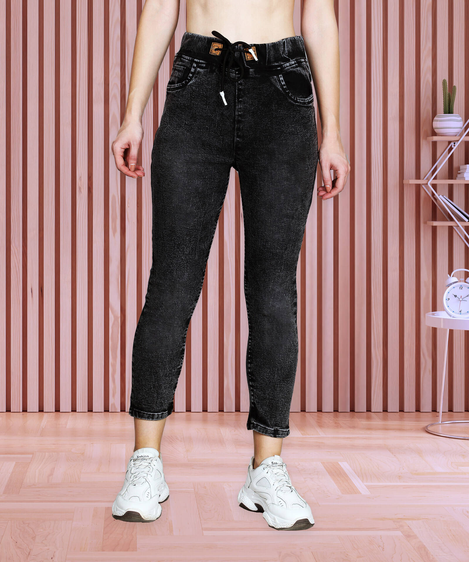     			Coutume Collections Women's Regular Fit Mid-Rise Jeans ( Black )
