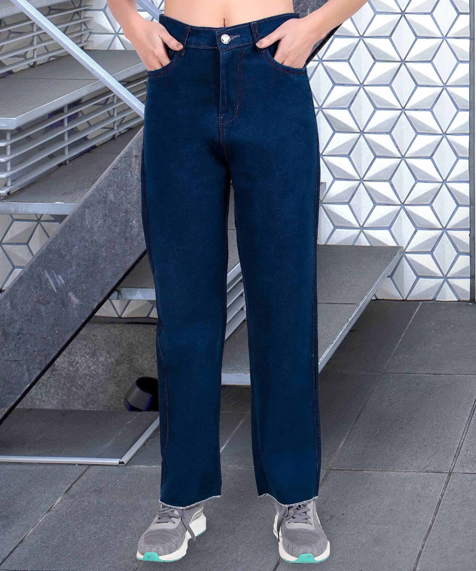     			NEUNK Women's Boyfriend Fit Mid-Rise Jeans ( Blue )