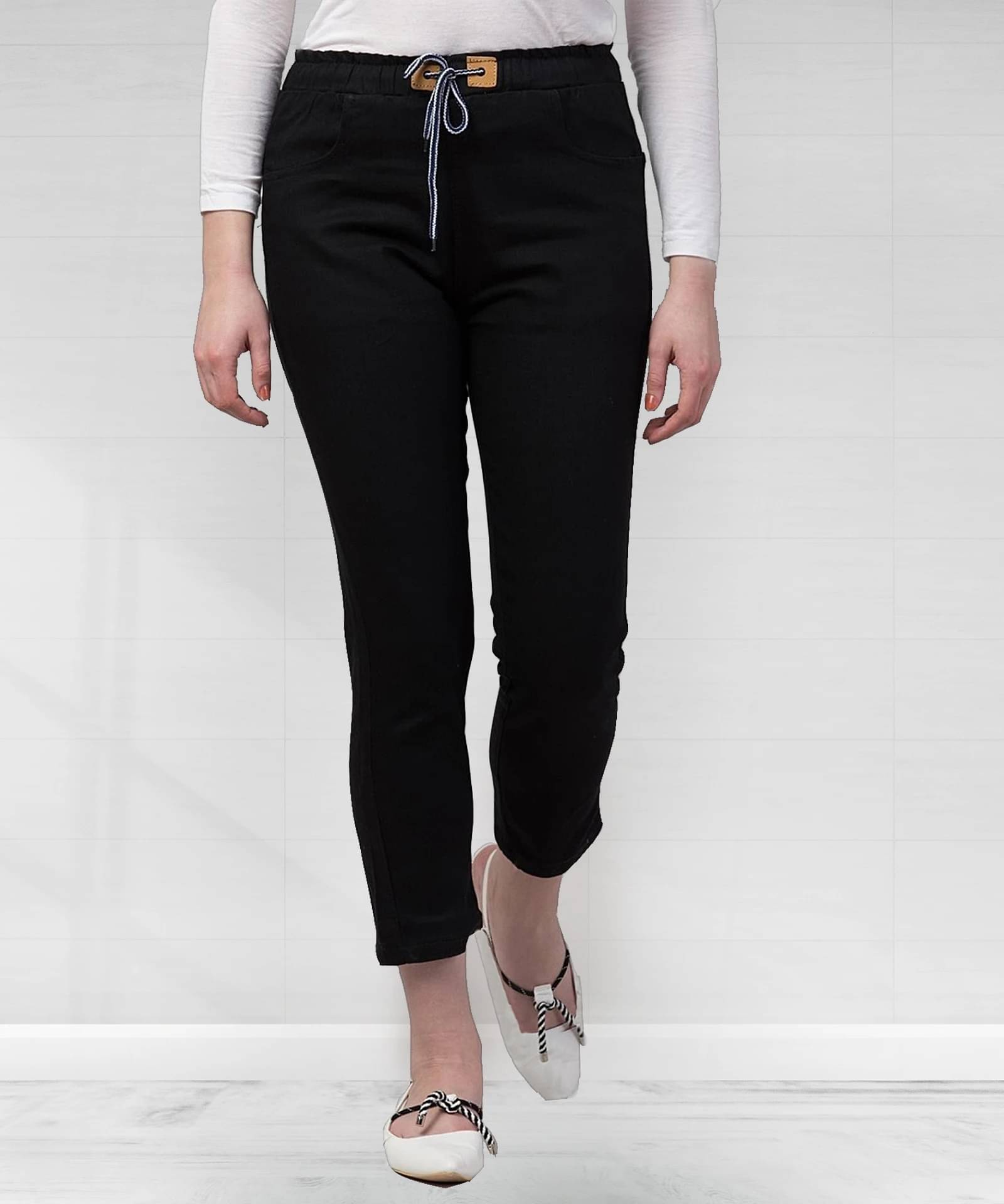     			NEUNK Women's Regular Fit Mid-Rise Jeans ( Black )