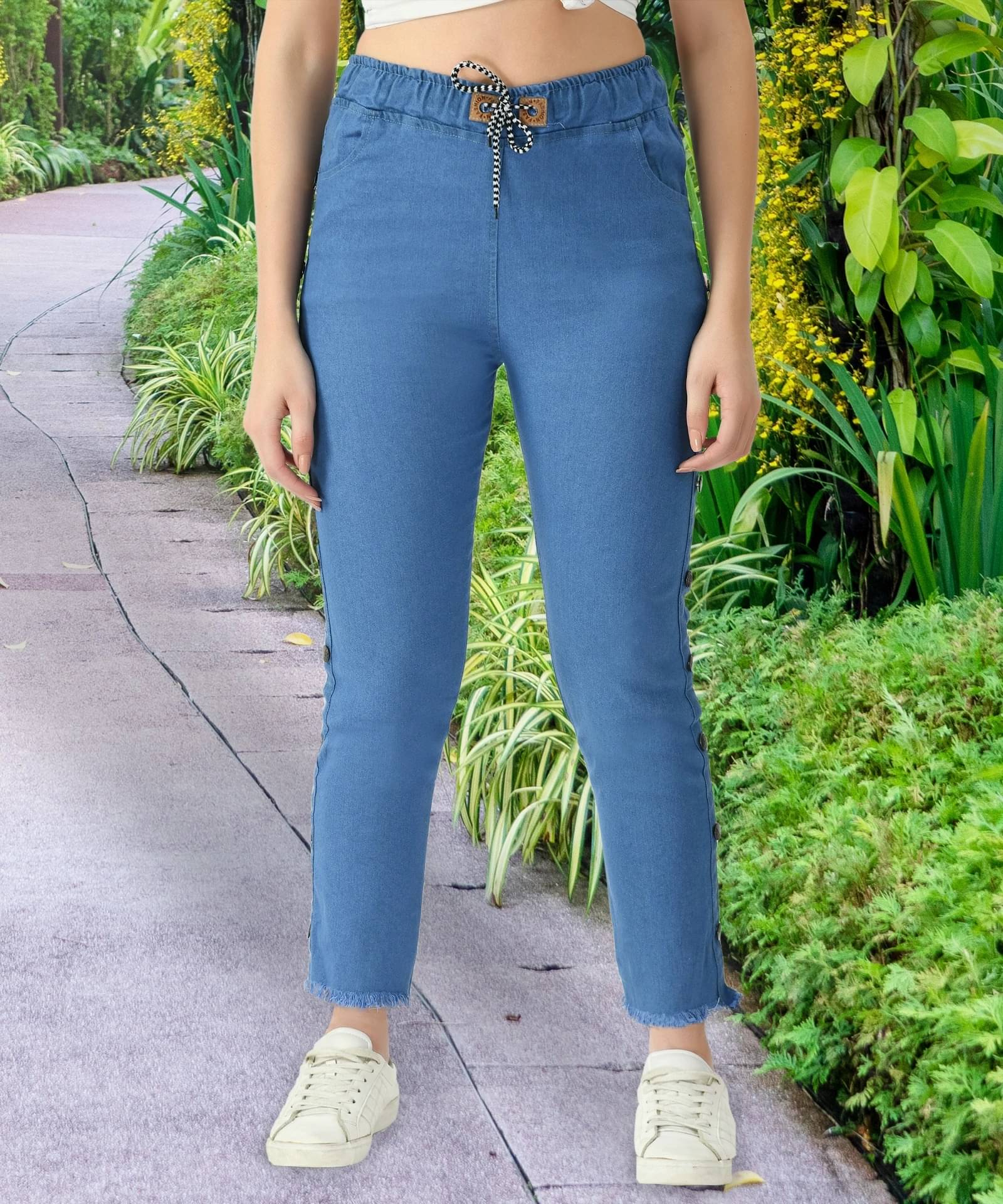     			NEUNK Women's Regular Fit Mid-Rise Jeans ( Blue )