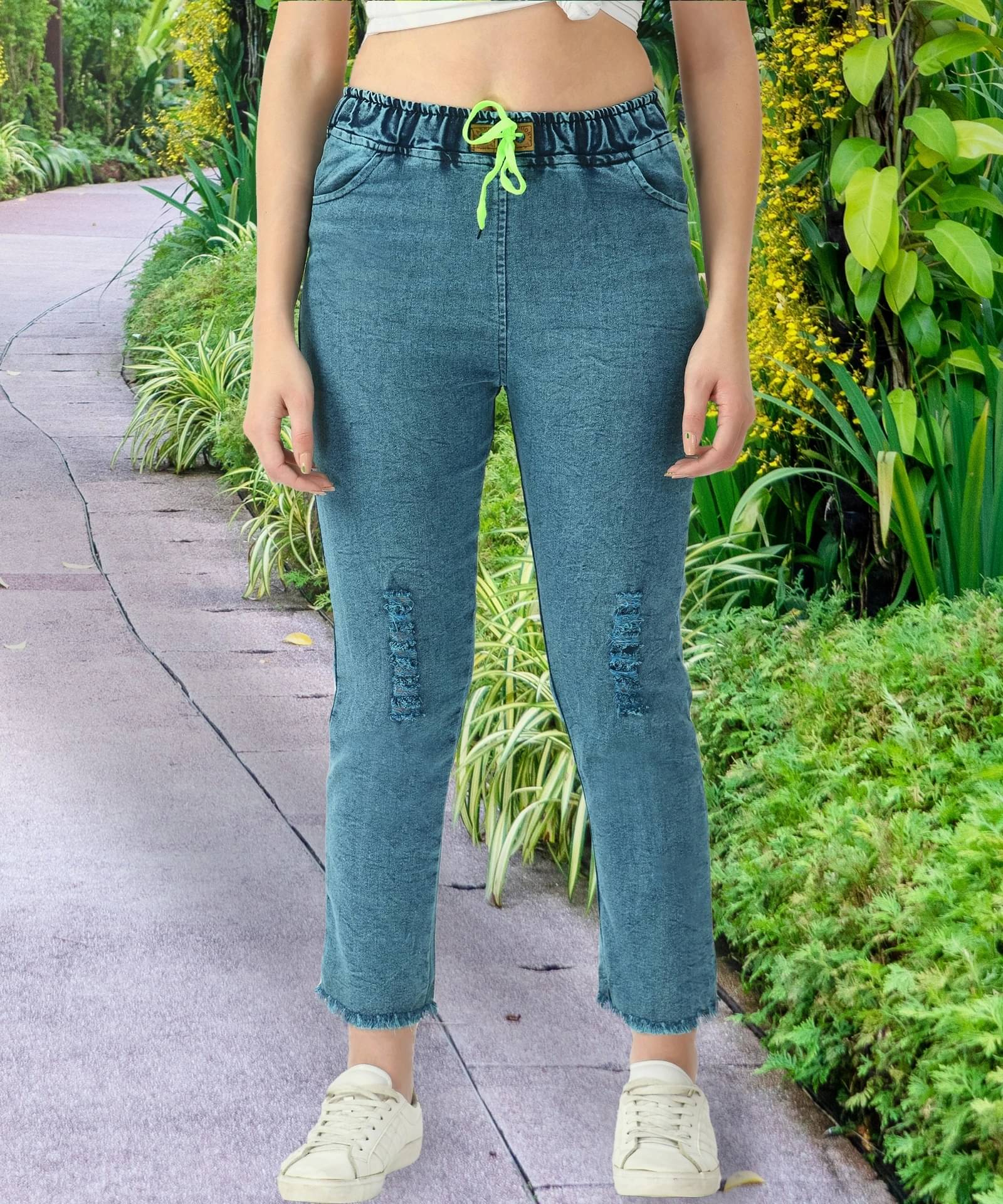     			NEUNK Women's Regular Fit Mid-Rise Jeans ( Blue )