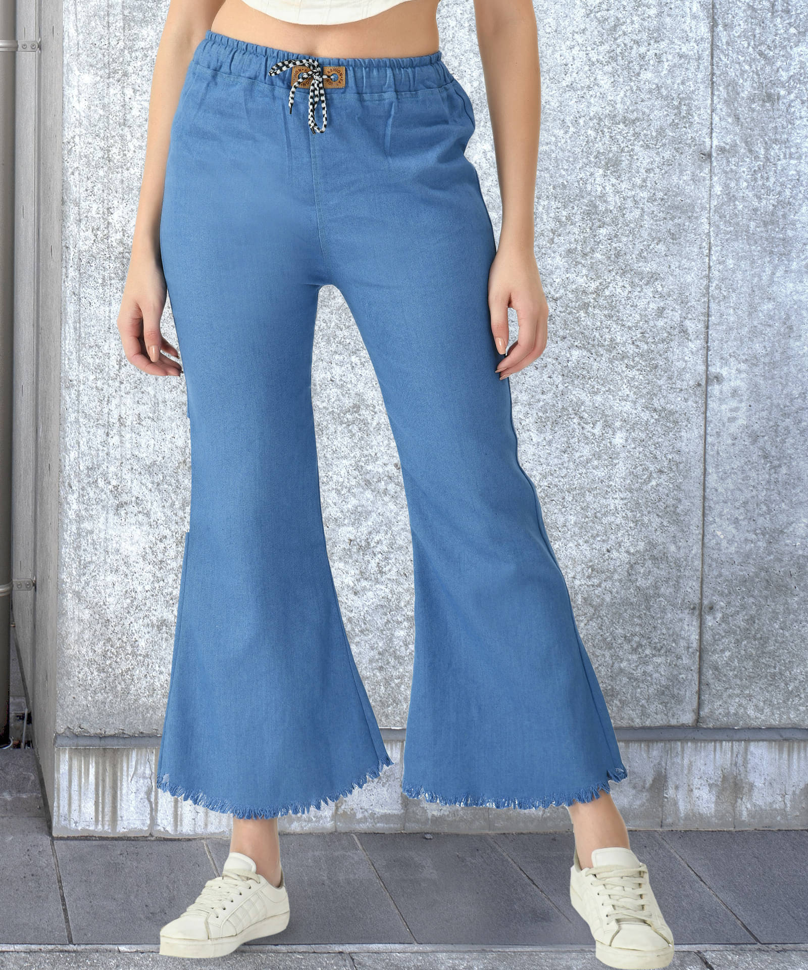     			NEUNK Women's Relaxed Fit Mid-Rise Jeans ( Blue )