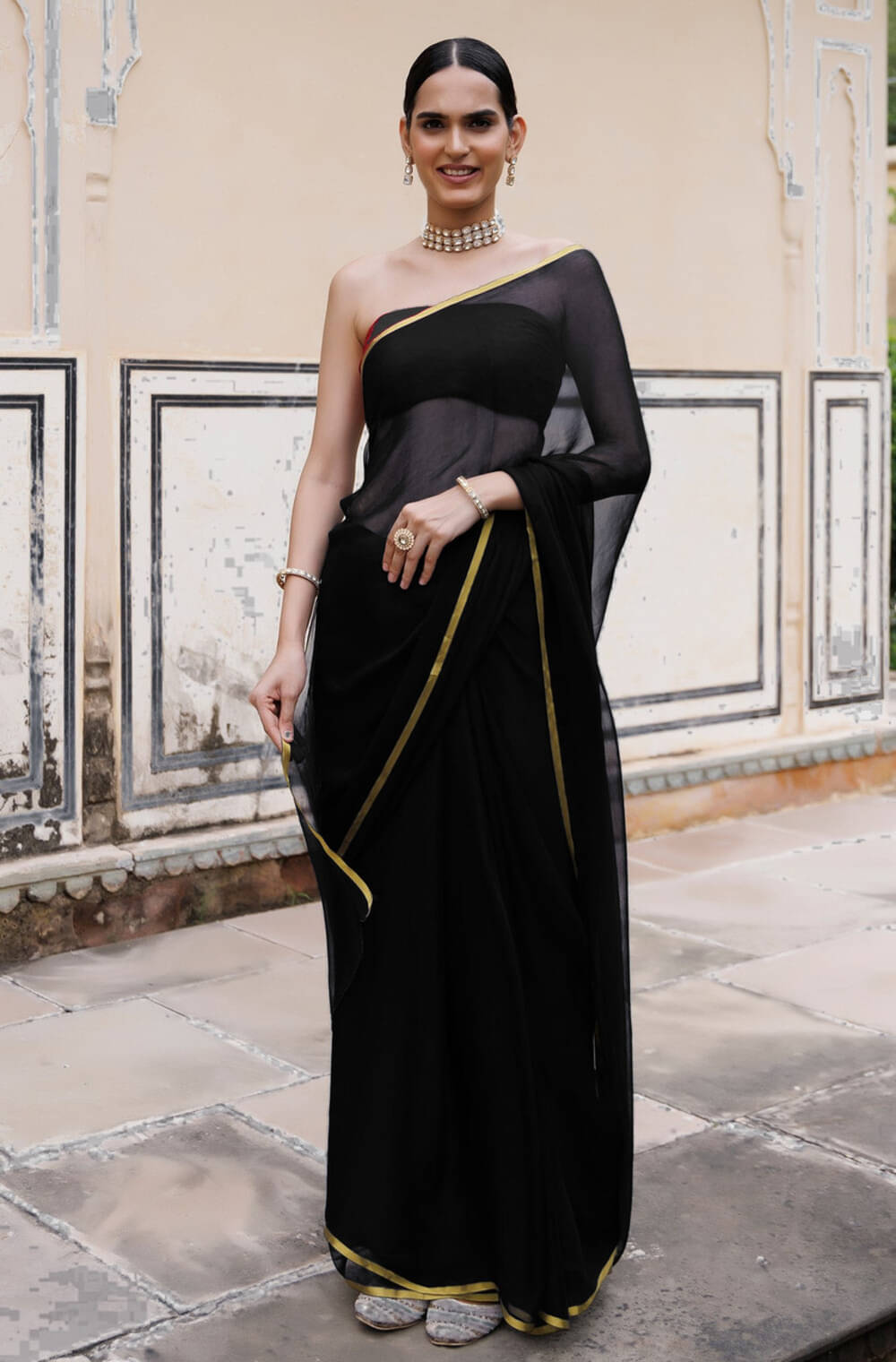 VIOUR Chiffon Solid Regular Saree With Unstitched Blouse Piece ( Black ) VIOUR Chiffon Solid Regular Saree With Unstitched Blouse Piece ( Black )