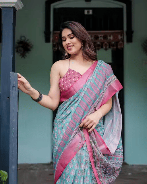 Ditya Fashion Cotton Printed Regular Saree With Unstitched Blouse Piece ( Pink ) Ditya Fashion Cotton Printed Regular Saree With Unstitched Blouse Piece ( Pink )