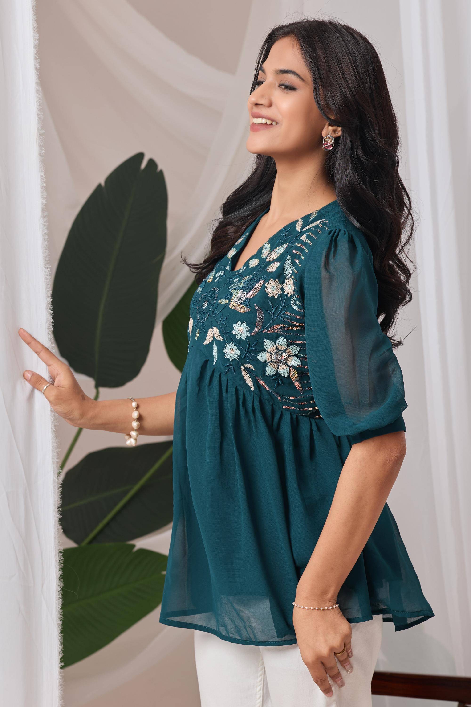 Hemang Fashion Women's Georgette Tunic ( Teal ) Hemang Fashion Women's Georgette Tunic ( Teal )