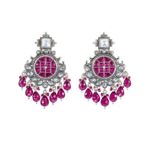    			Flauri Red Tassel Earrings ( Pack of 1 )