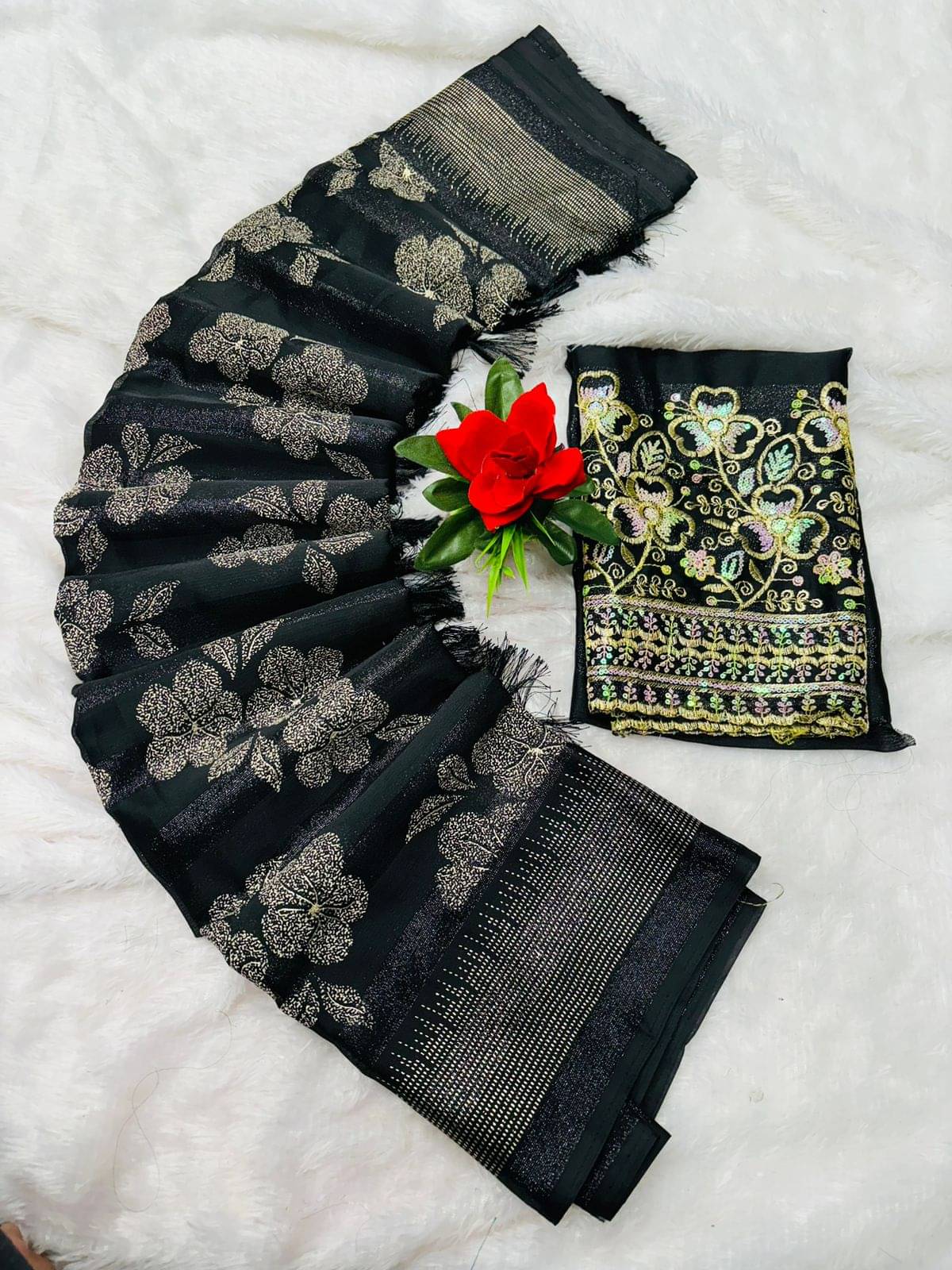 THE STYLE CLUB Chiffon Embroidered Regular Saree With Unstitched Blouse Piece ( Black ) THE STYLE CLUB Chiffon Embroidered Regular Saree With Unstitched Blouse Piece ( Black )
