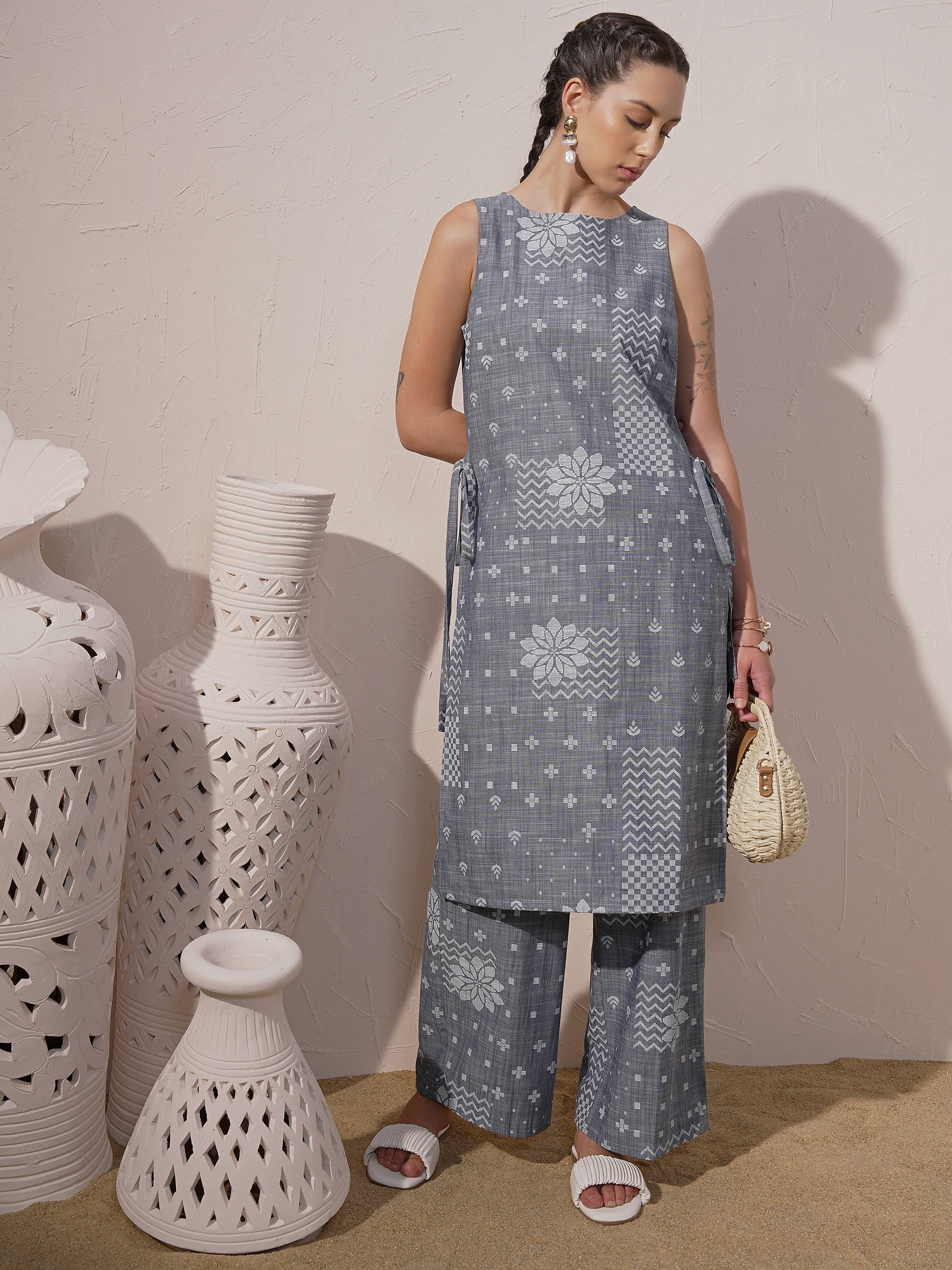     			Vishudh Women Self Design Tunic With Palazzos Co-Ord Set ( Blue )