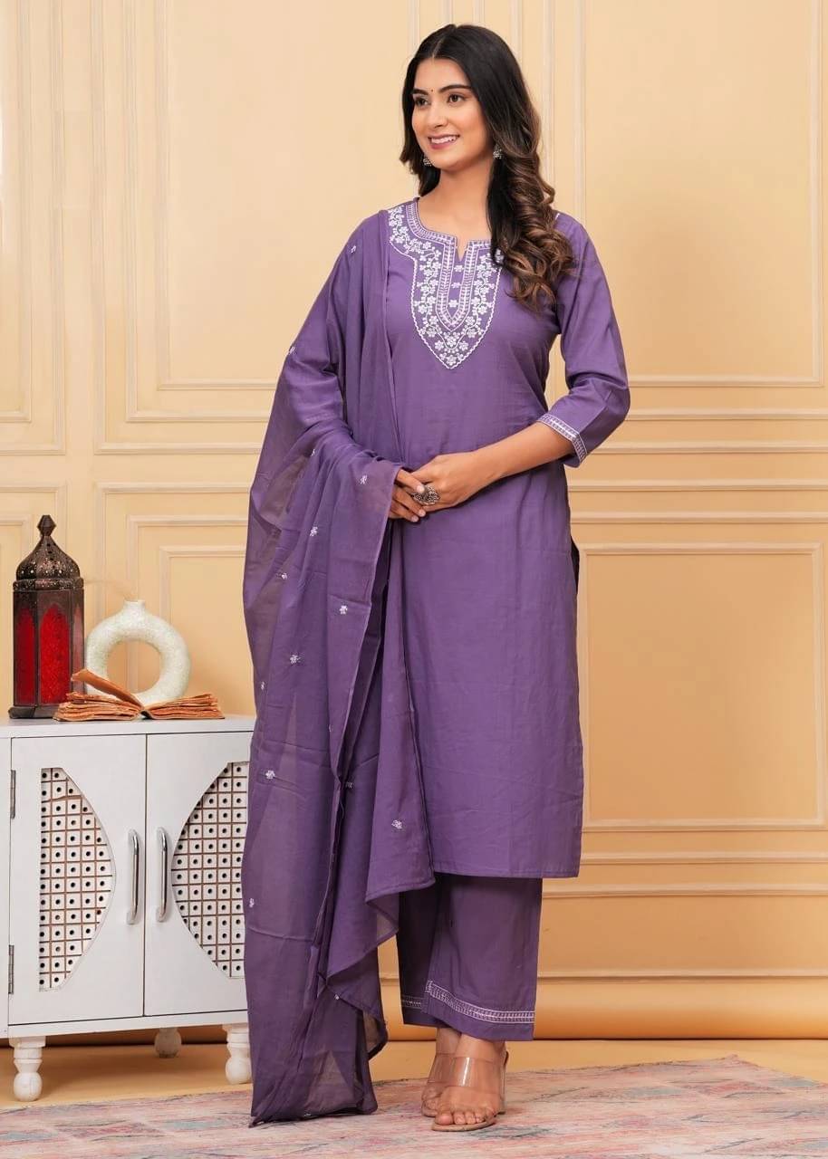     			GHUMMAN SONAKSHI Women Cotton Embroidered Straight Kurti With Palazzo ( Lavender )