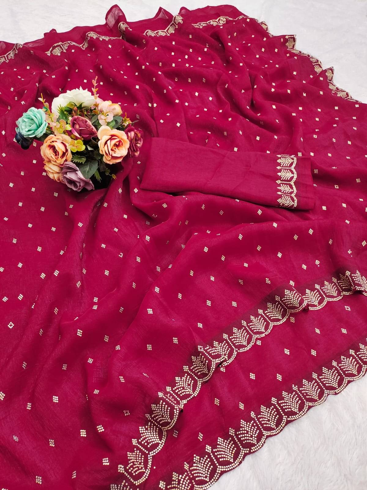 Madhav Art Chiffon Embellished Regular Saree With Unstitched Blouse Piece ( Pink ) Madhav Art Chiffon Embellished Regular Saree With Unstitched Blouse Piece ( Pink )