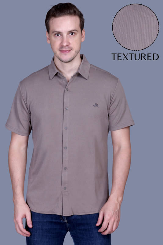 ParcelYard Cotton Blend Regular Fit Solids Half Sleeves Men's Casual Shirt - Beige ( Pack of 1 )     			ParcelYard Cotton Blend Regular Fit Solids Half Sleeves Men's Casual Shirt - Beige ( Pack of 1 )