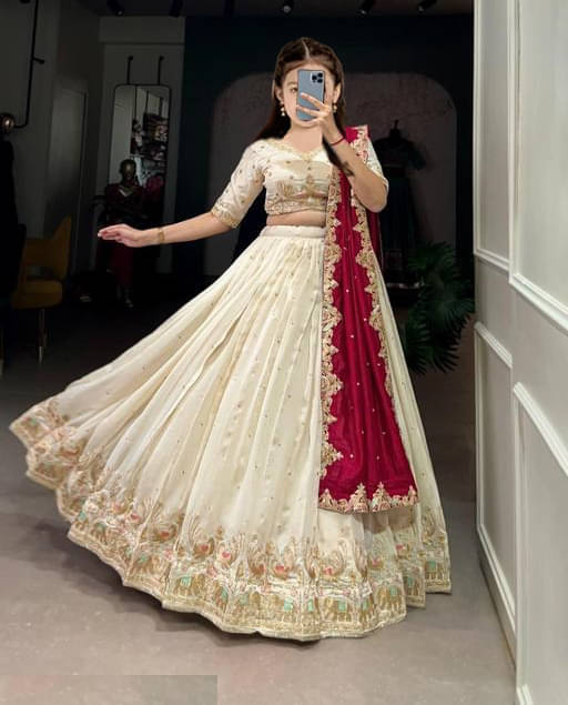     			Supar Sleave Georgette Lehenga Choli Set For Girls ( Pack of 1 , Off White )