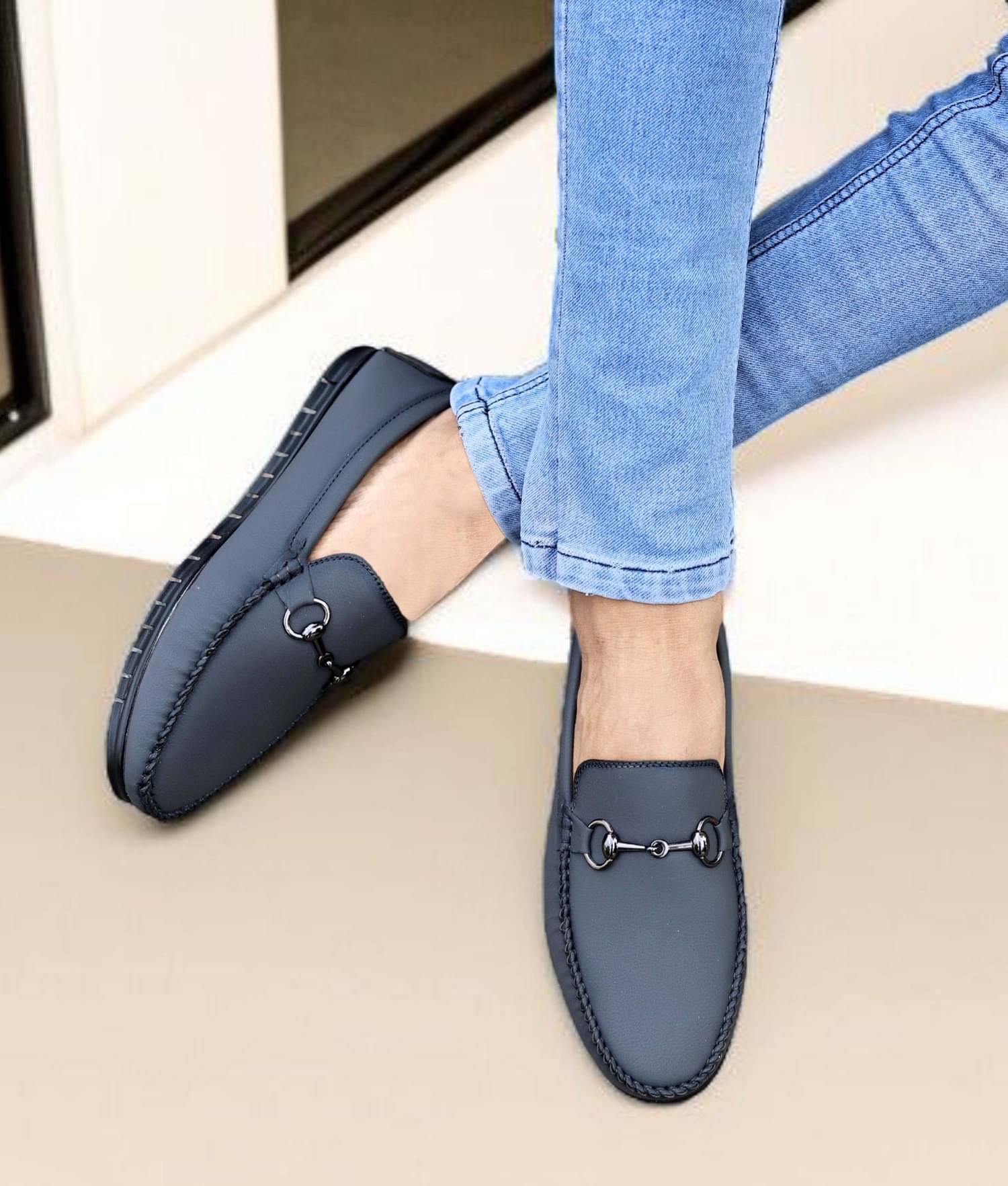     			jactooz Gray Men's Slip on Shoes