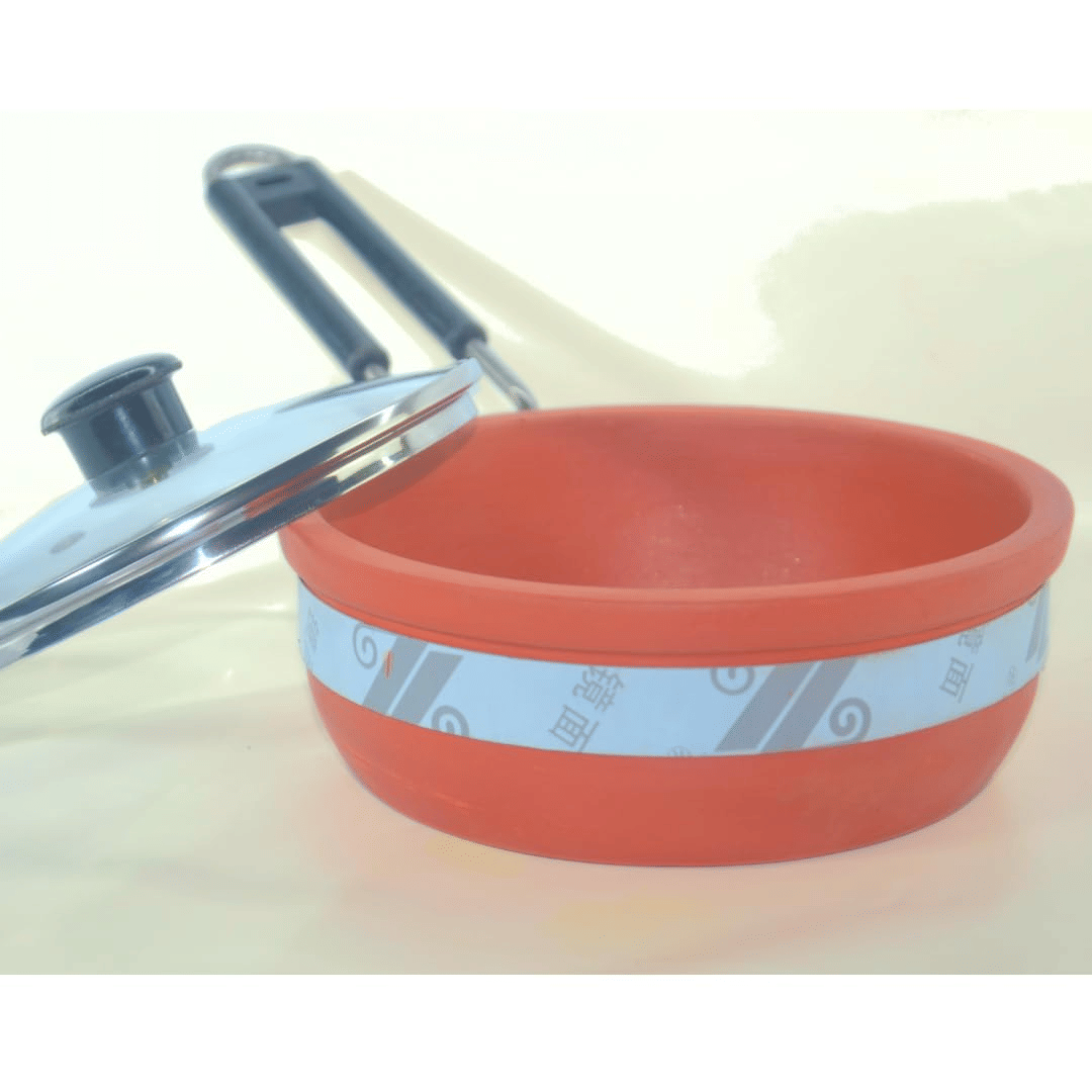     			klassy finds 001 Non Coated Clay Sauce Pan Heavy Bottom with Steel Lid 30 cm Diameter 0.7 Ltr