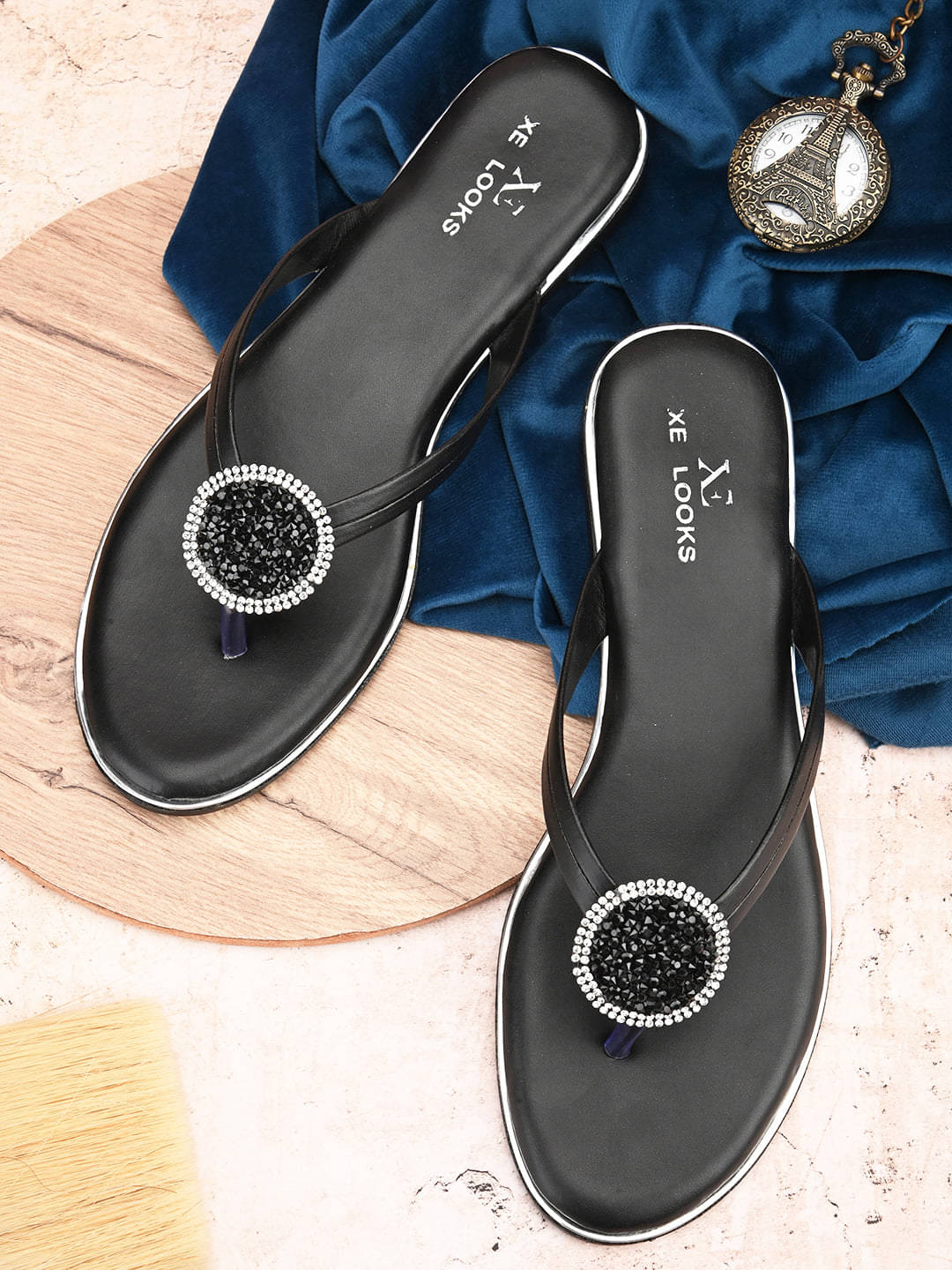    			XE Looks Black Women's Flats