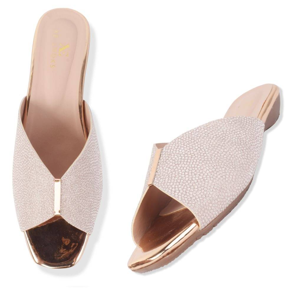     			XE Looks Gold Women's Flats